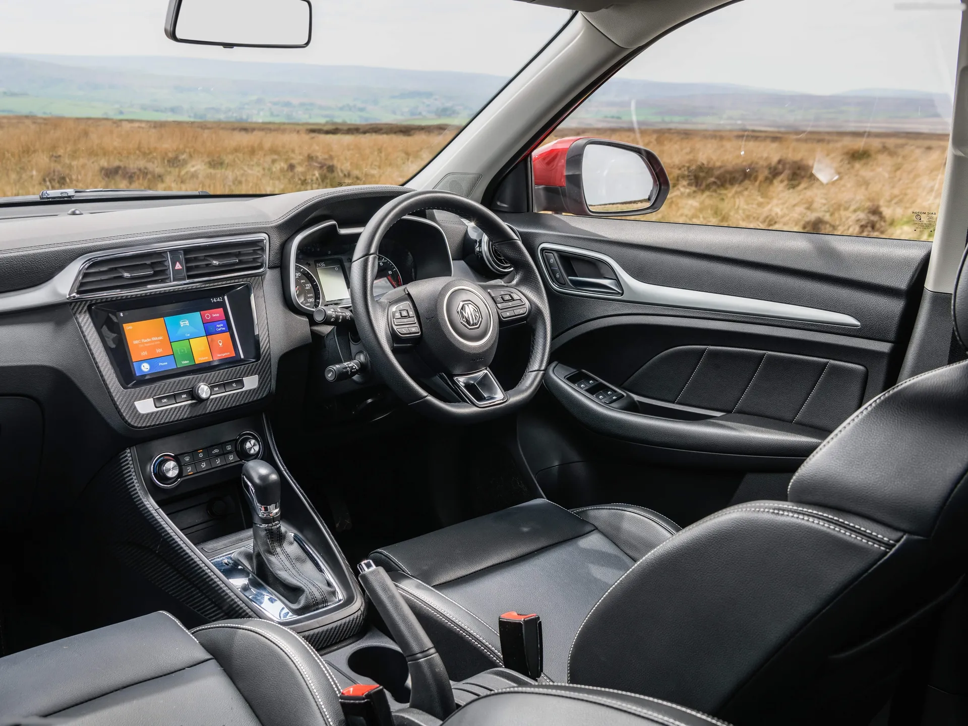 MG ZS (2018) – interiér