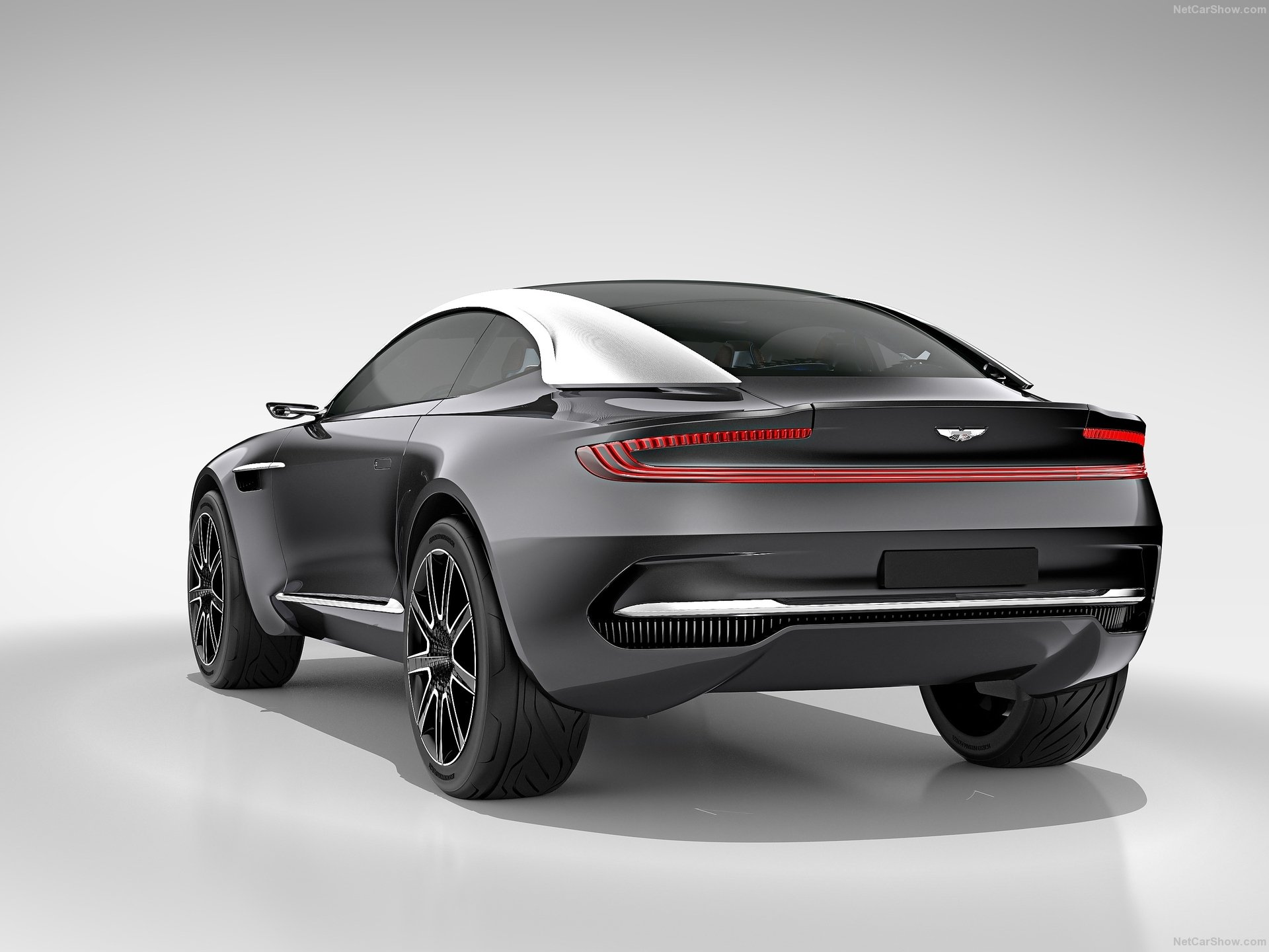 Aston Martin DBX Concept (2015) – zadní tříčtvrteční pohled
