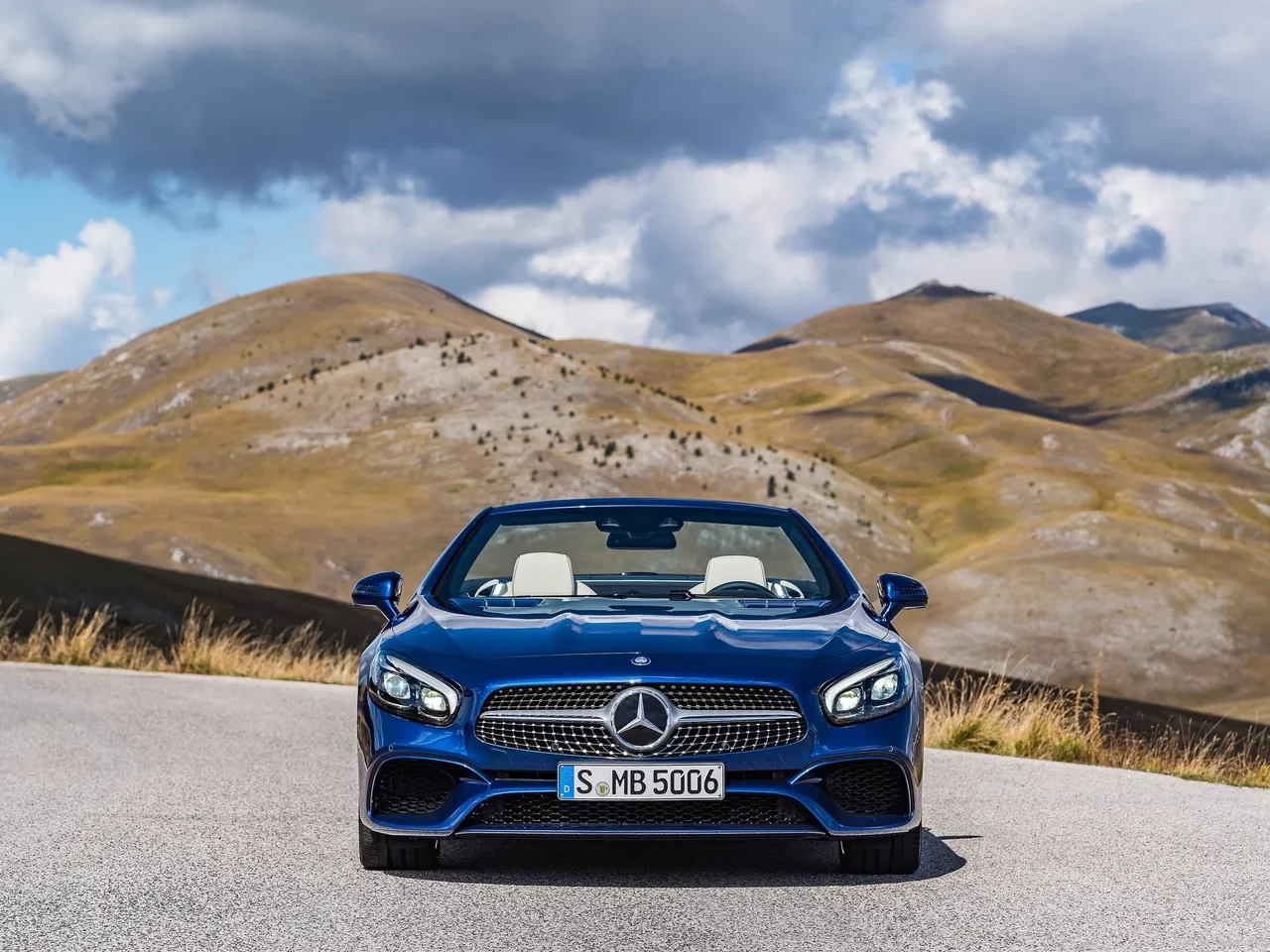 Mercedes-Benz SL (2017) - Front