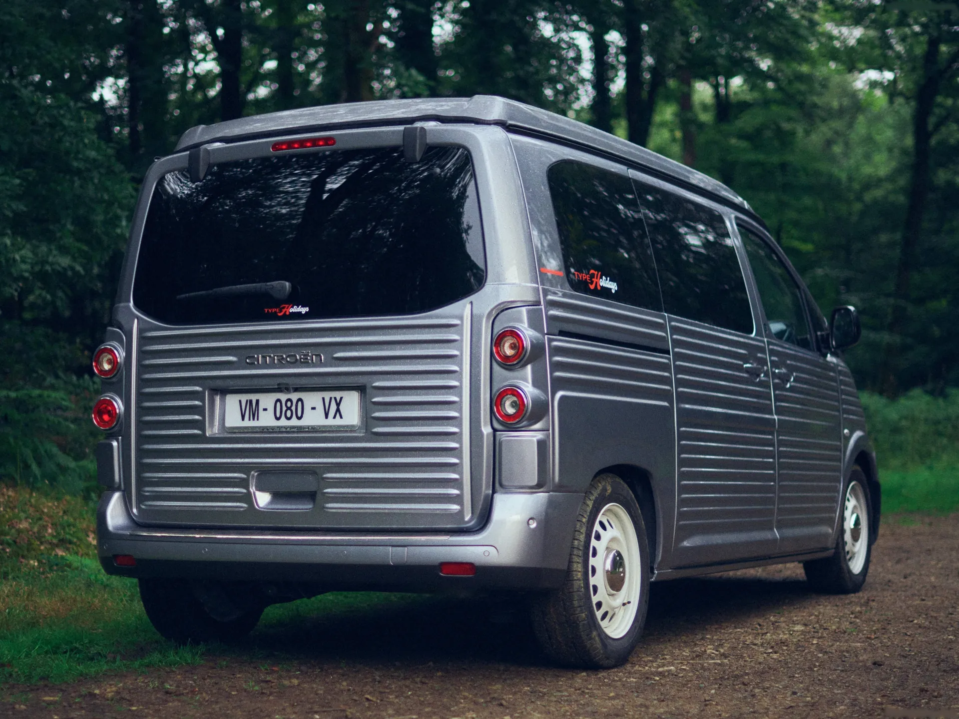 Citroen Type Holidays Concept (2023) – zadní tříčtvrteční pohled