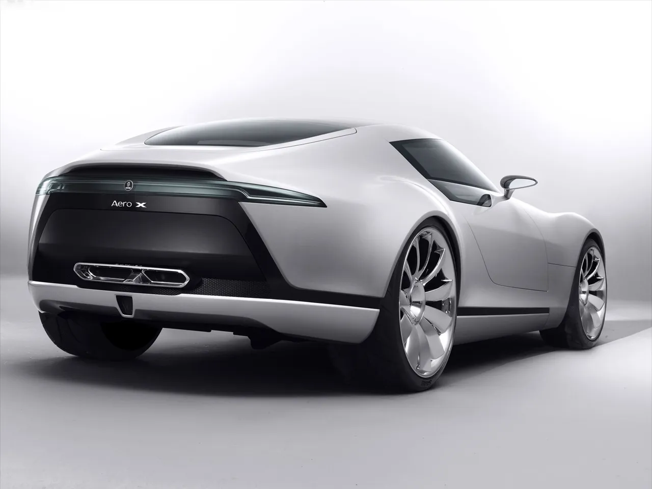 Saab Aero X Concept (2006) – zadní tříčtvrteční pohled