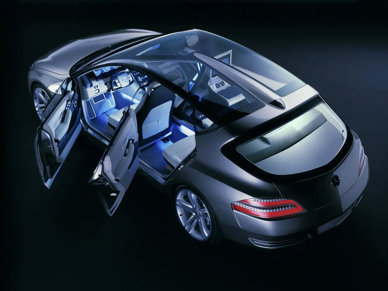 Mercedes-Benz F 500 Concept (2003) - Rear Three-Quarter