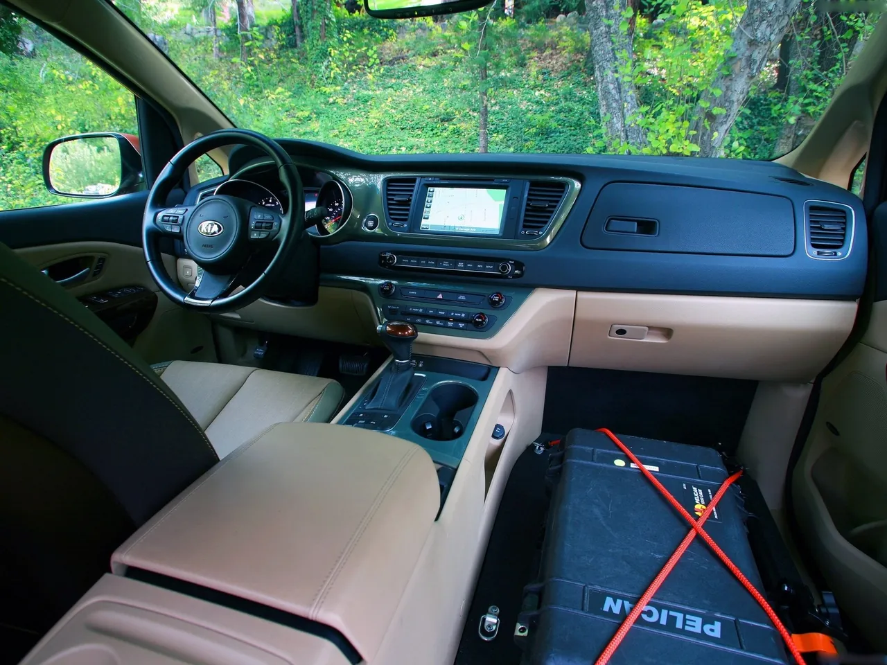 Kia Sedona Photo Safari Concept (2015) – interiér