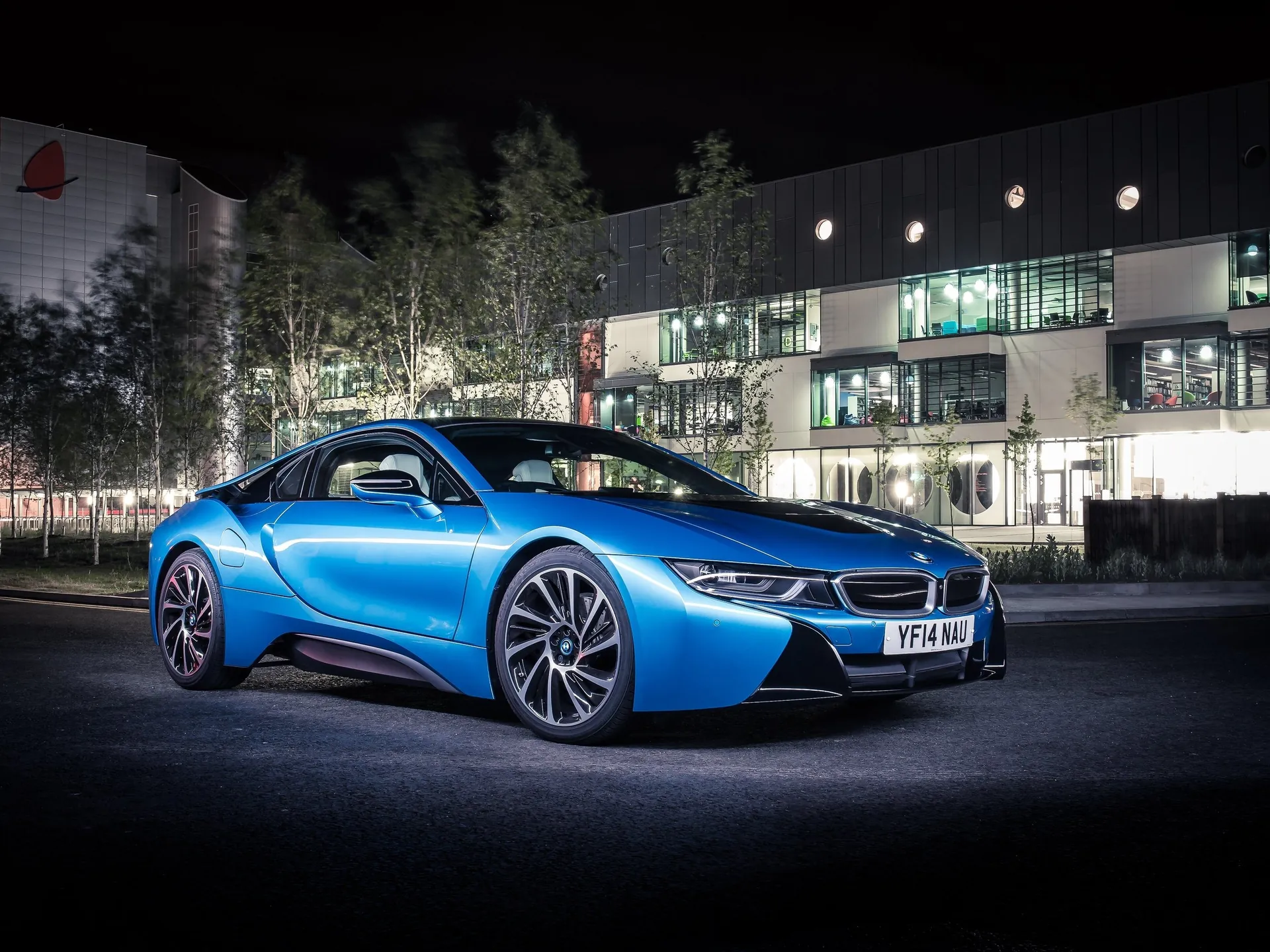 BMW i8 (2015)