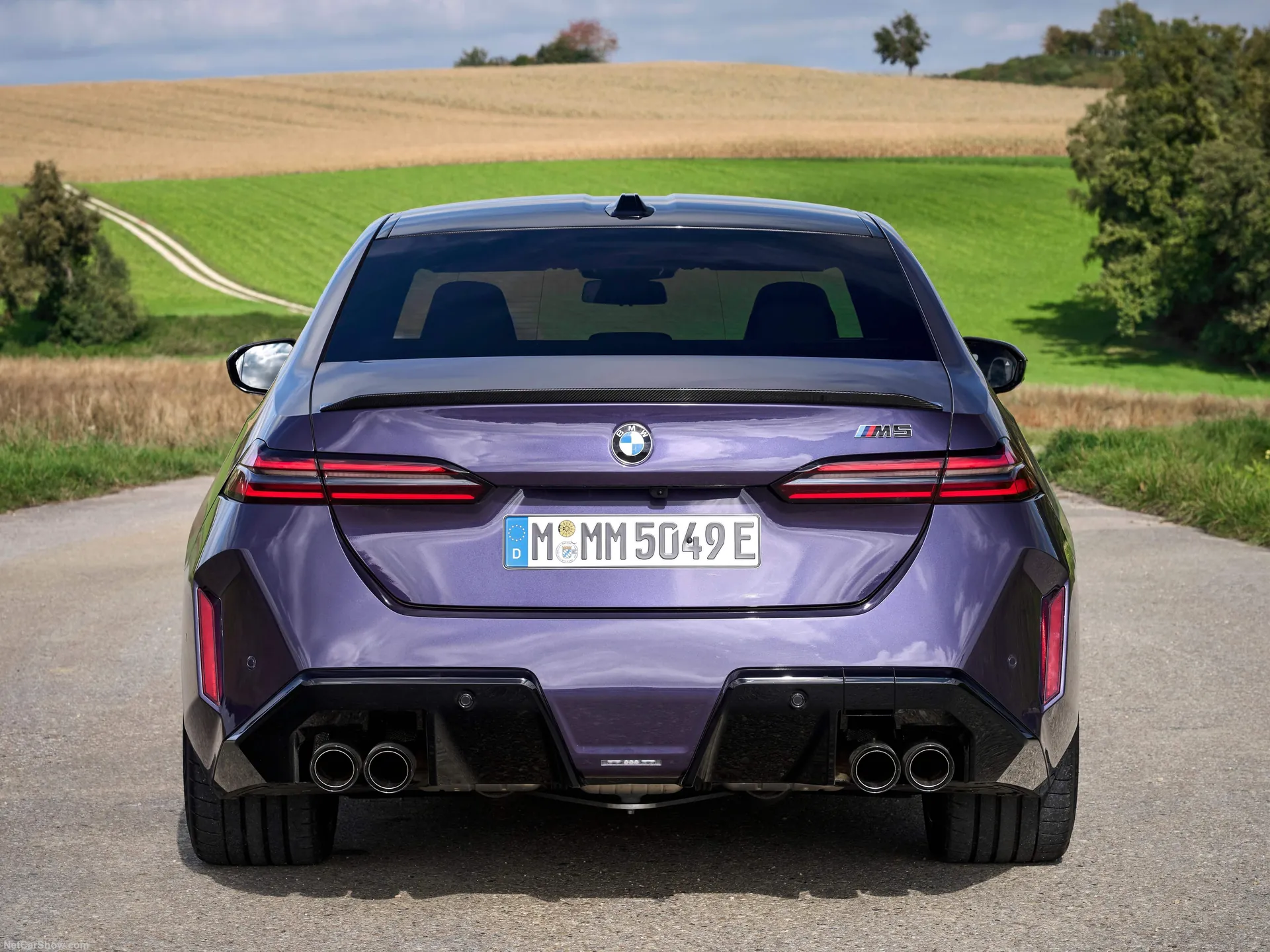 BMW M5 (2025) – zezadu