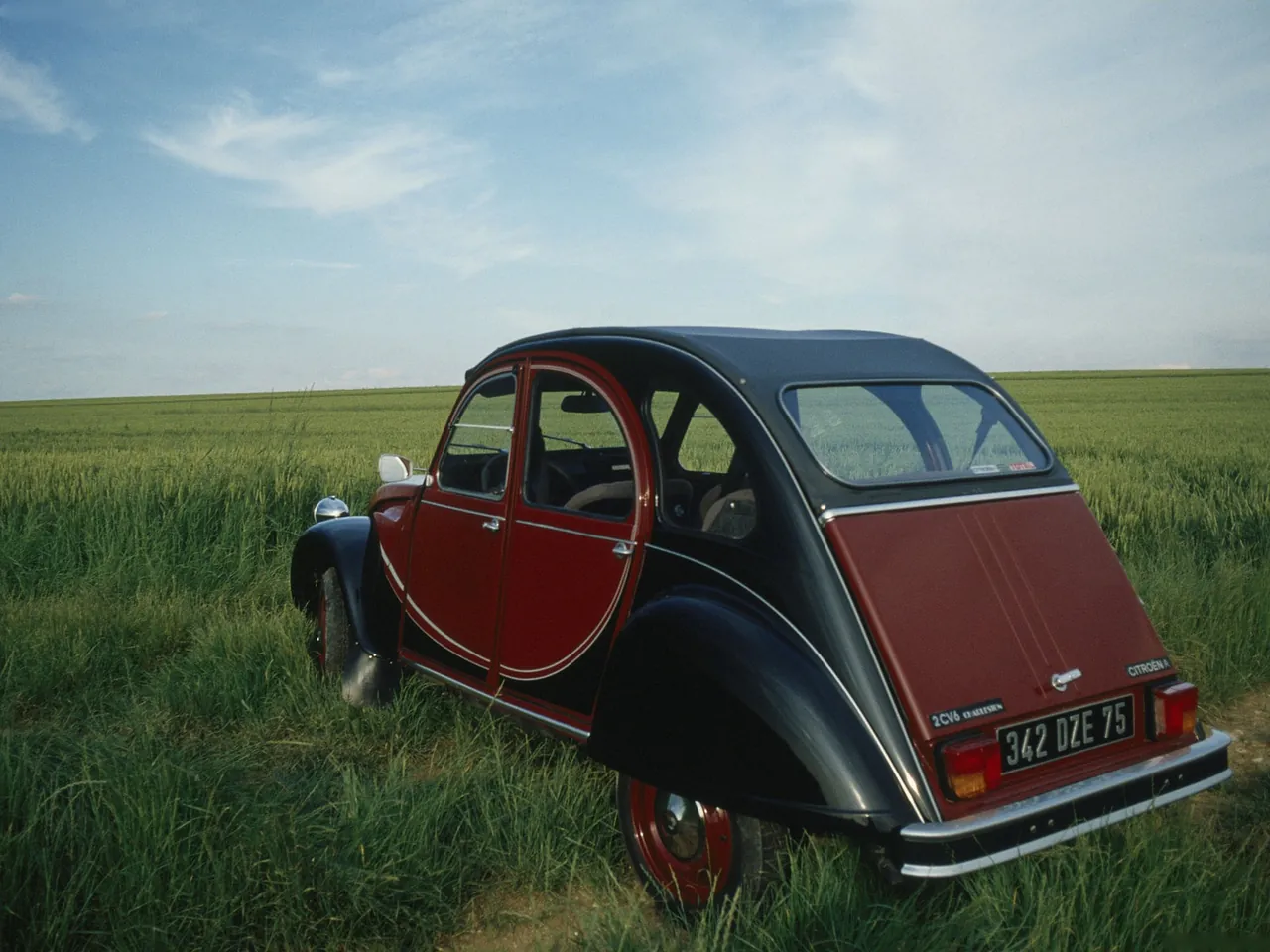 Citroen 2CV 6 Charleston (1983) – zadní tříčtvrteční pohled