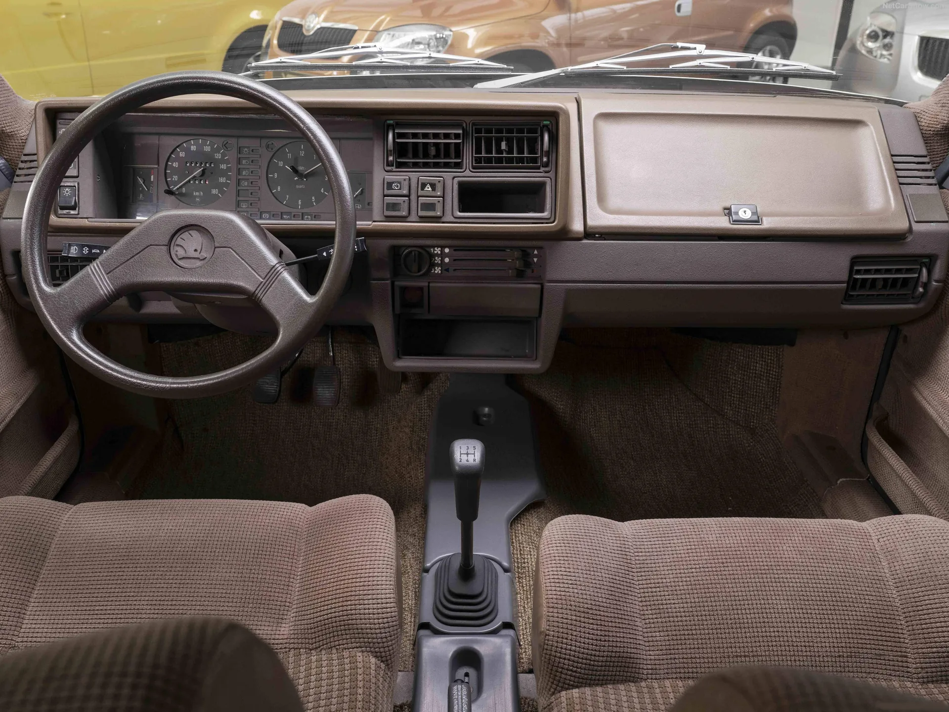 Skoda 783 Concept (1987) – interiér