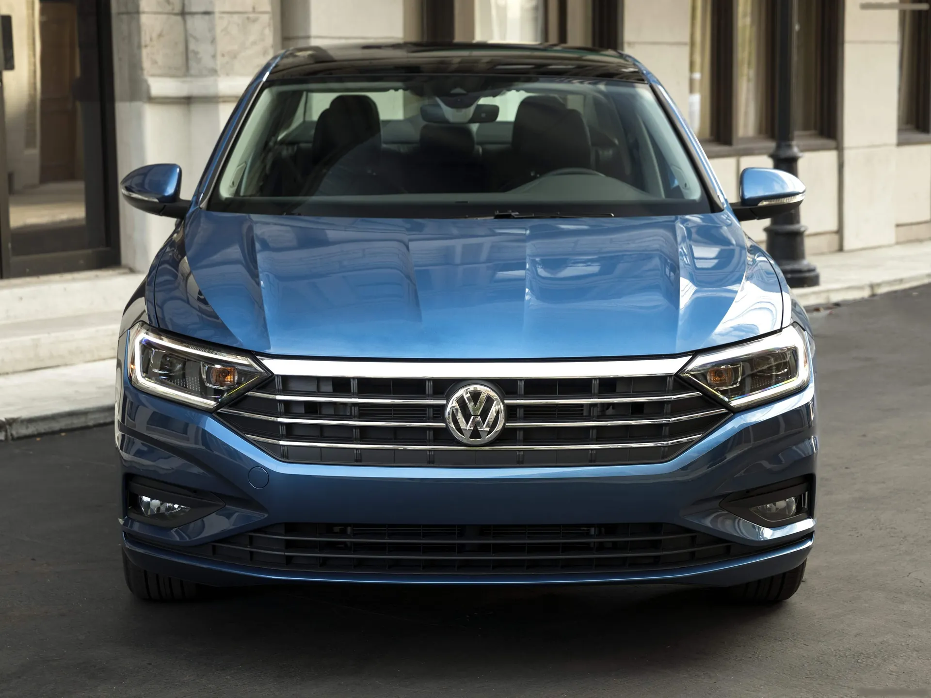 Volkswagen Jetta (2019) - Front