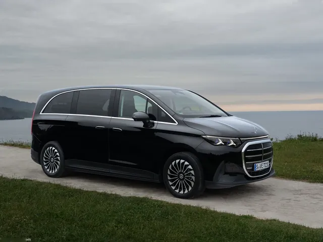 Mercedes-Benz VLE (2027)