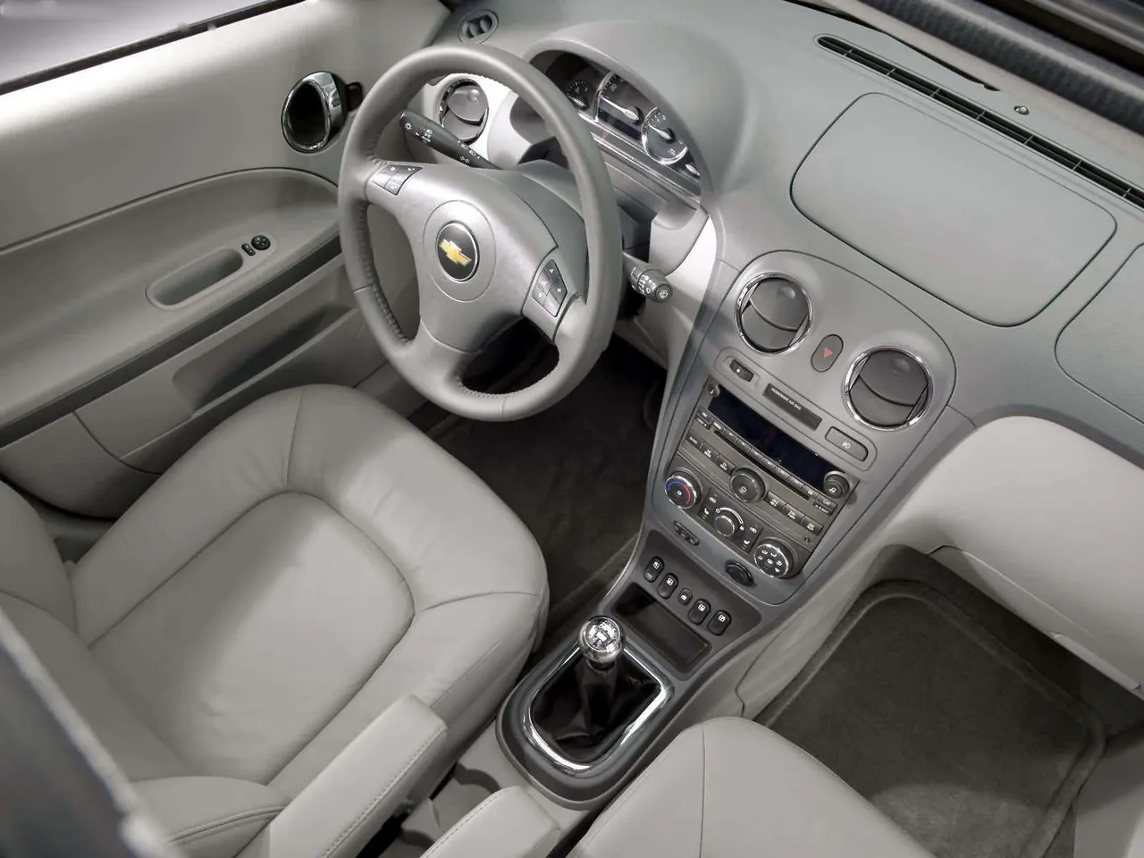 Chevrolet HHR LT (2006) – interiér