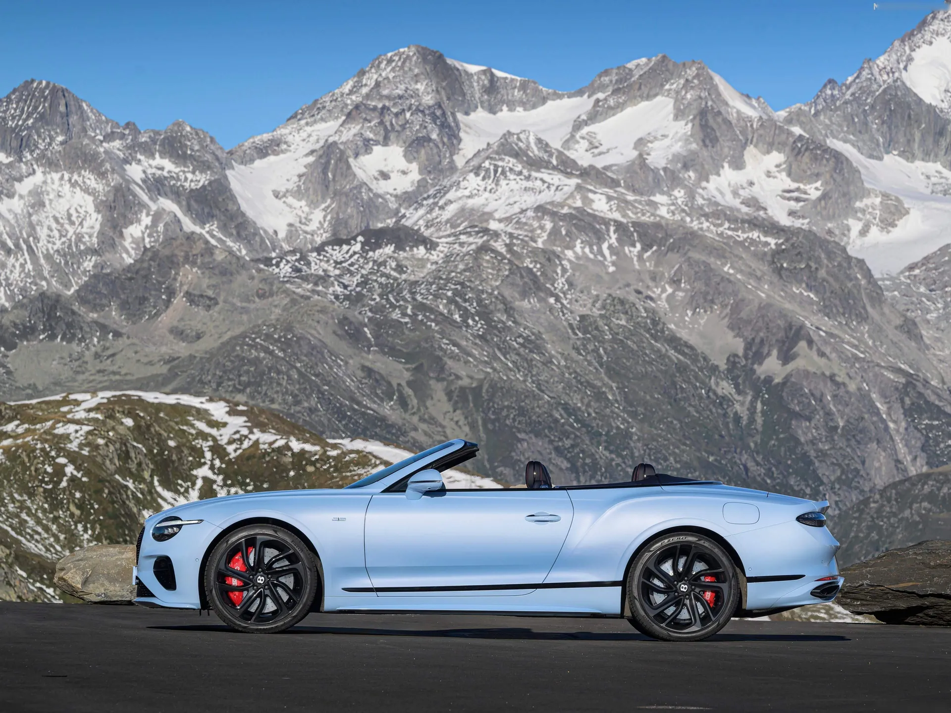 Bentley Continental GTC Speed (2025) – boční profil