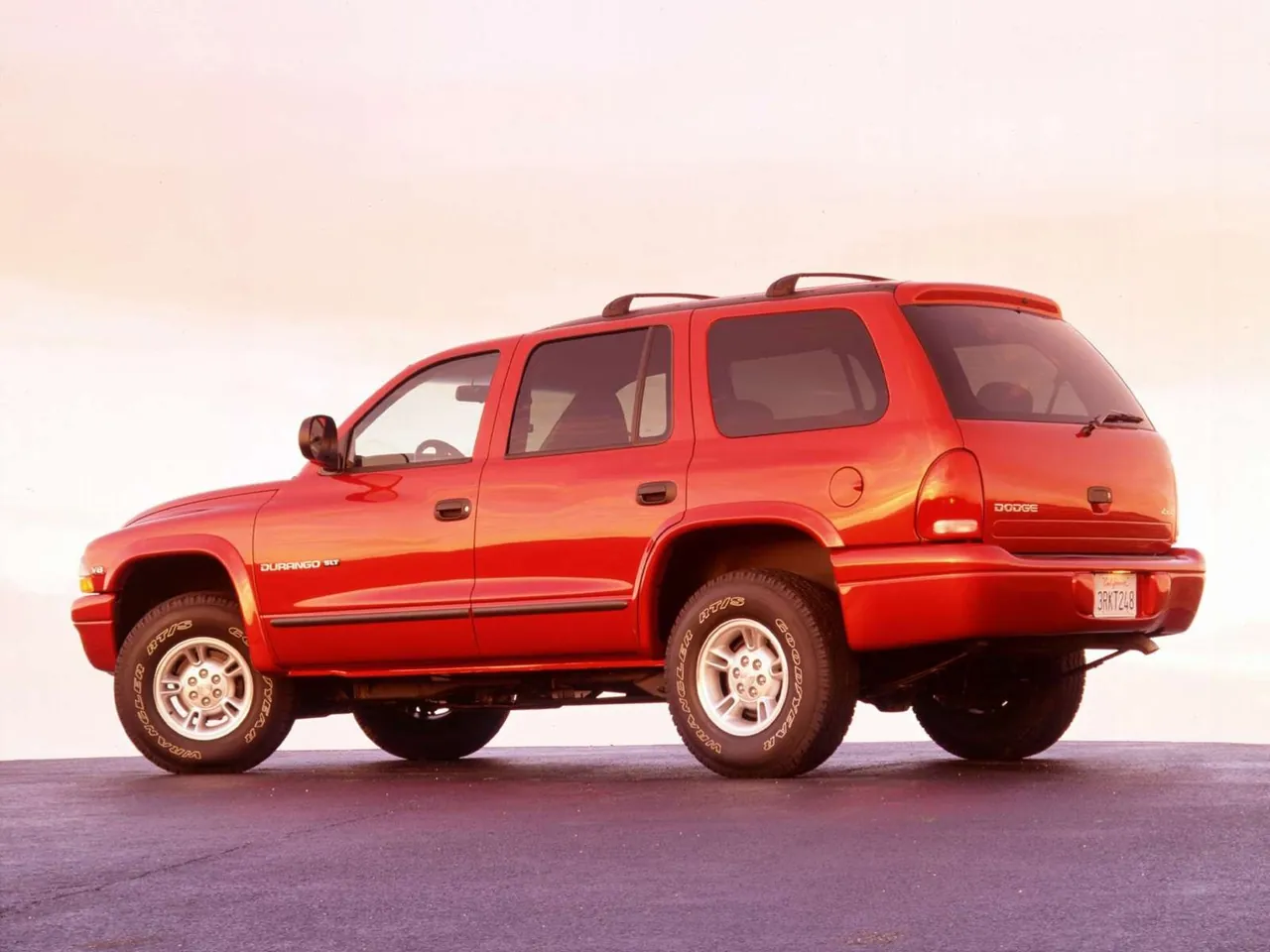 Dodge Durango (1998) – zadní tříčtvrteční pohled