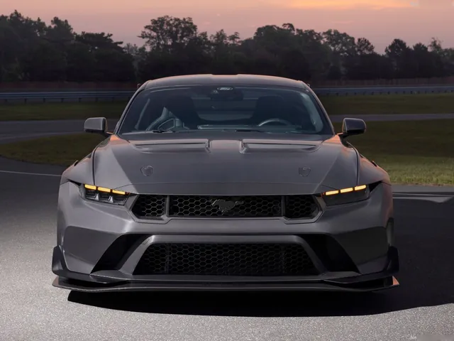 Ford Mustang GTD Liquid Carbon (2026)