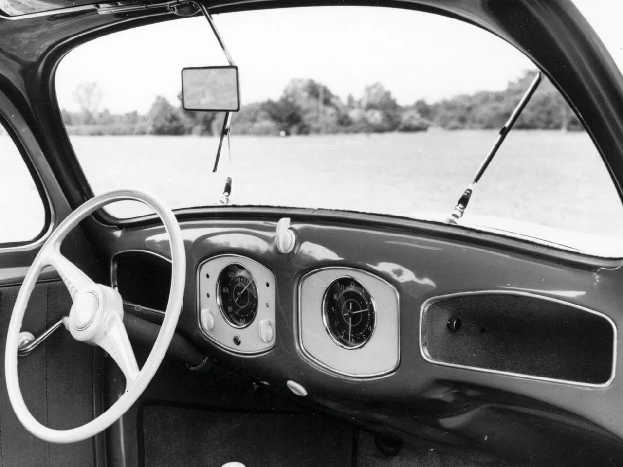 Volkswagen Beetle (1938) - Interior