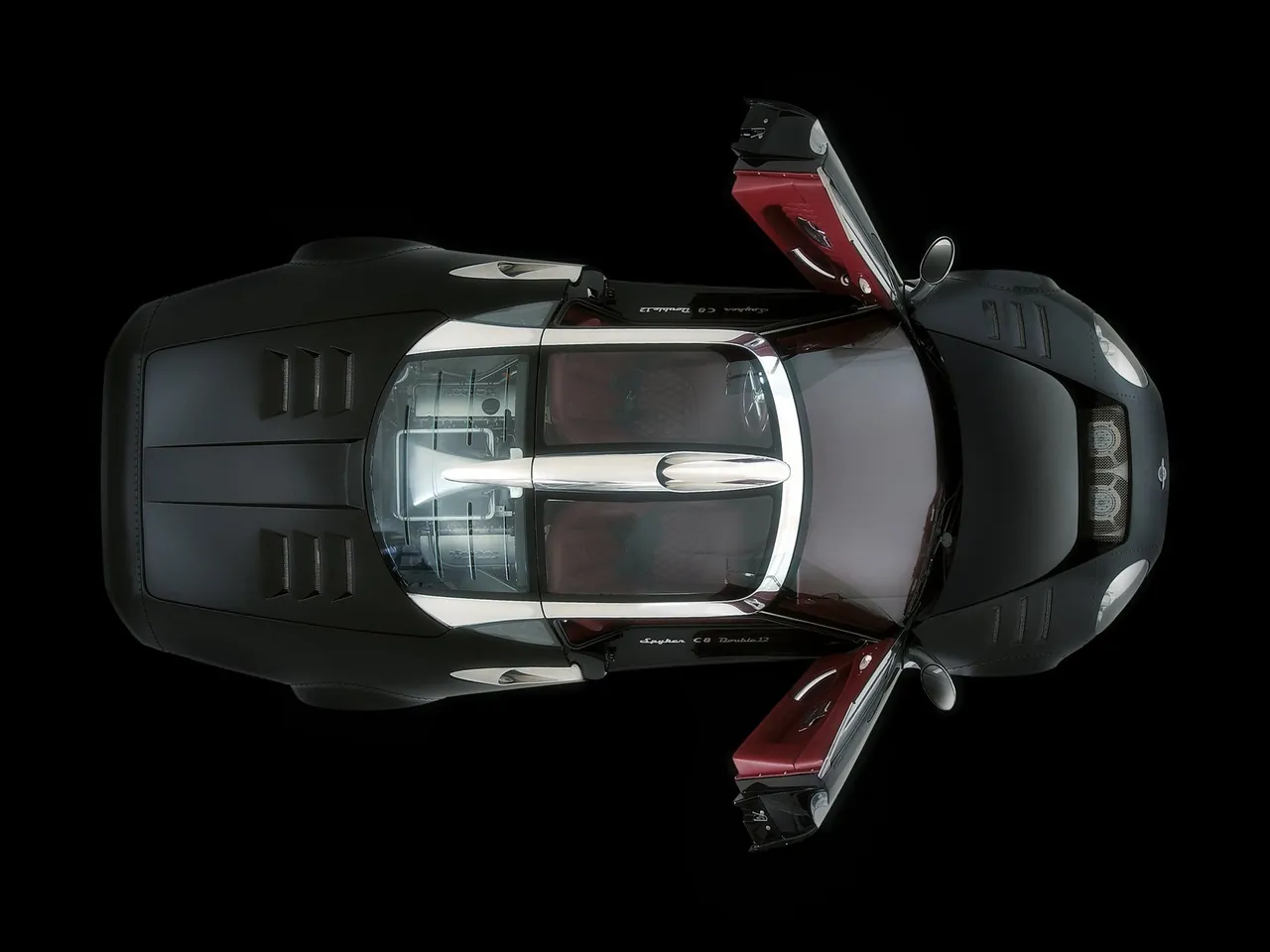 Spyker C8 Double 12 (2005) – pohled shora