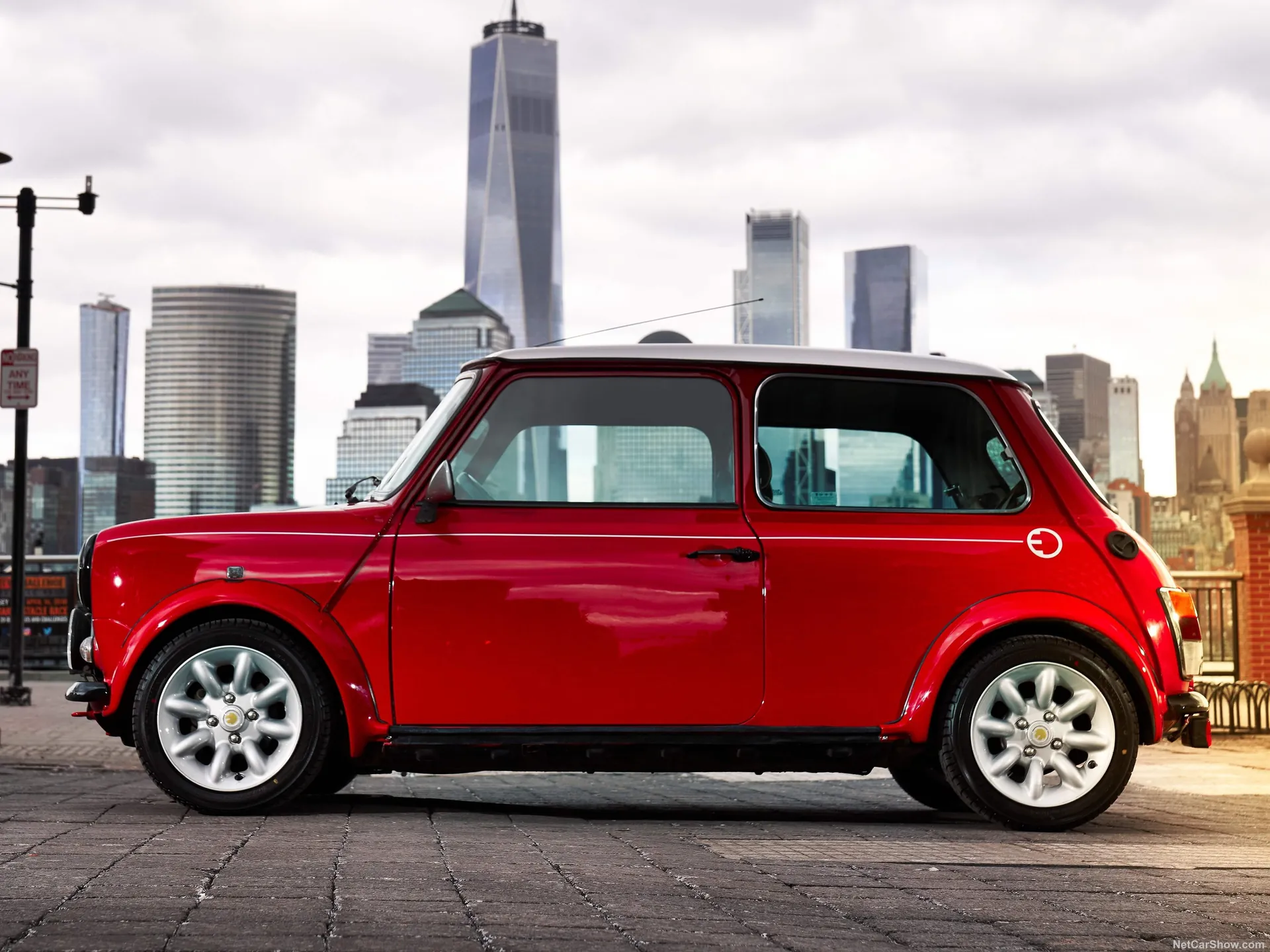 Mini Electric Concept (2018) – boční profil