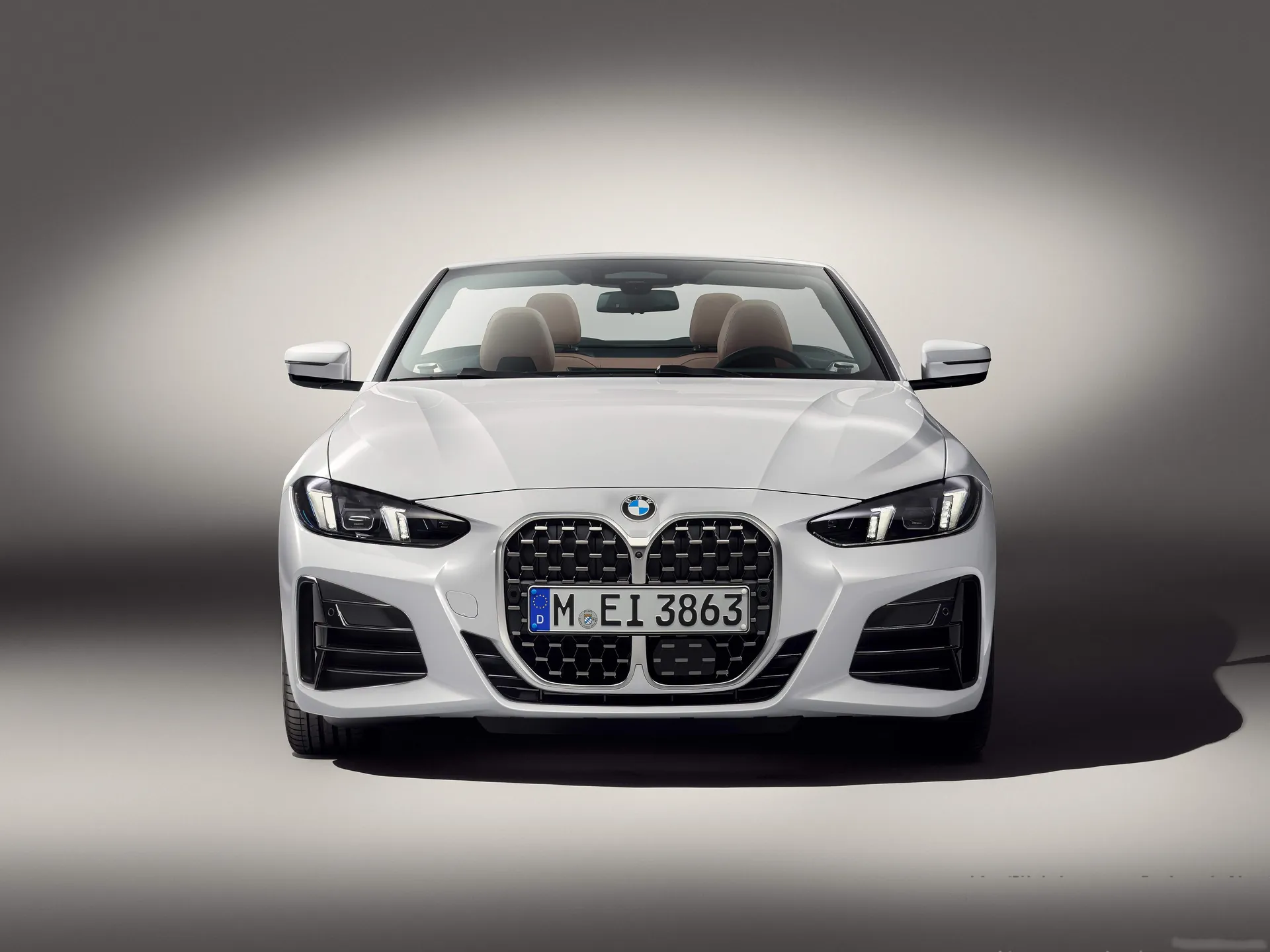 BMW 4-Series Convertible (2025) – zepředu
