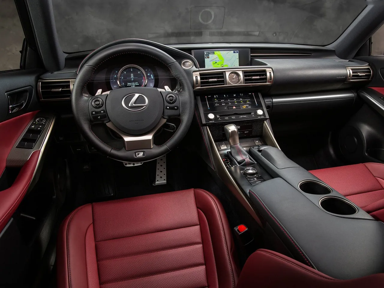 Lexus IS [US] (2014) – interiér