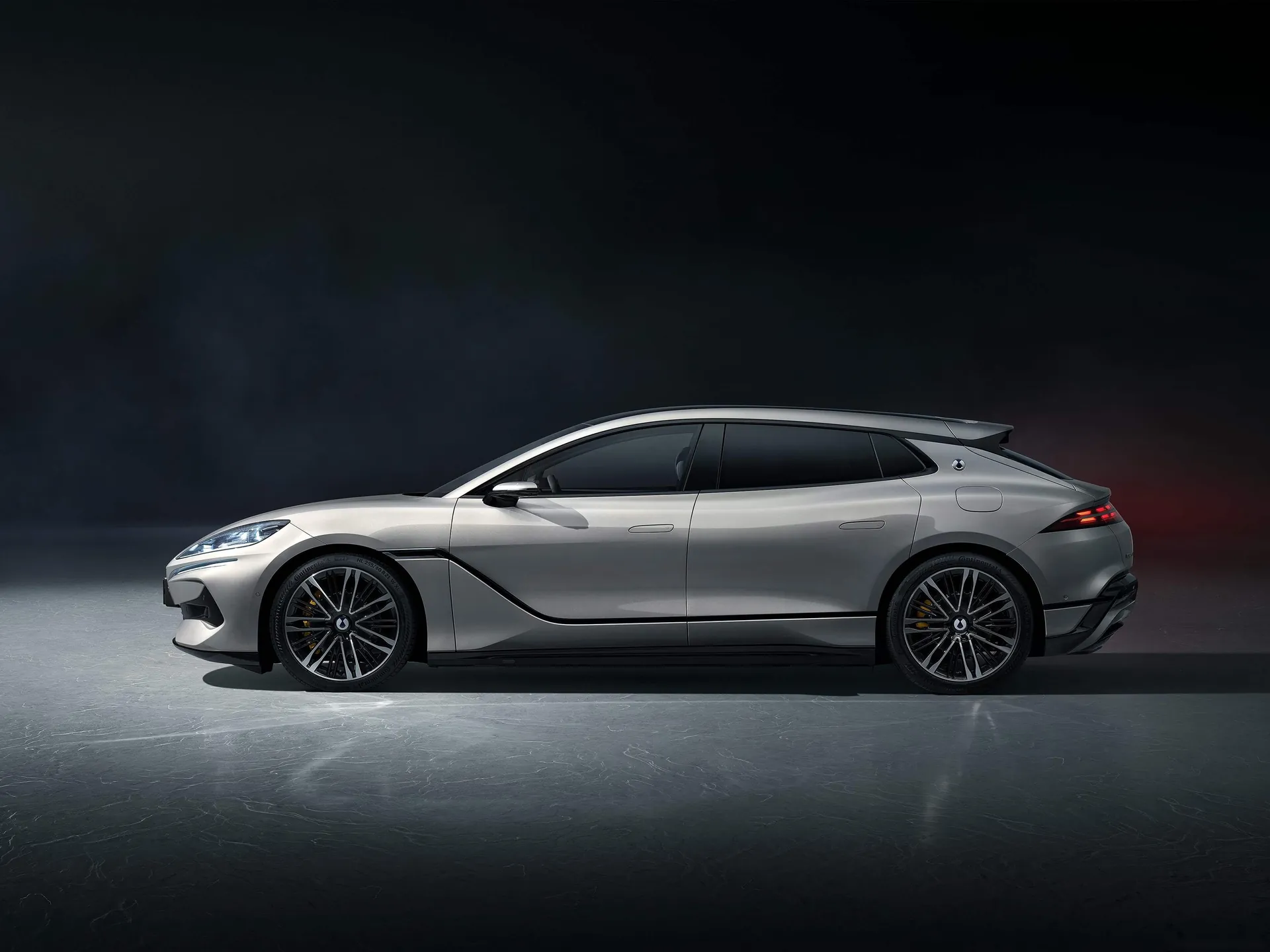 Denza Z9GT (2027) – boční profil