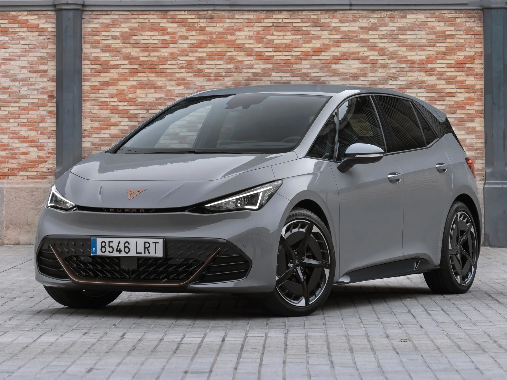 Cupra Born (2022)
