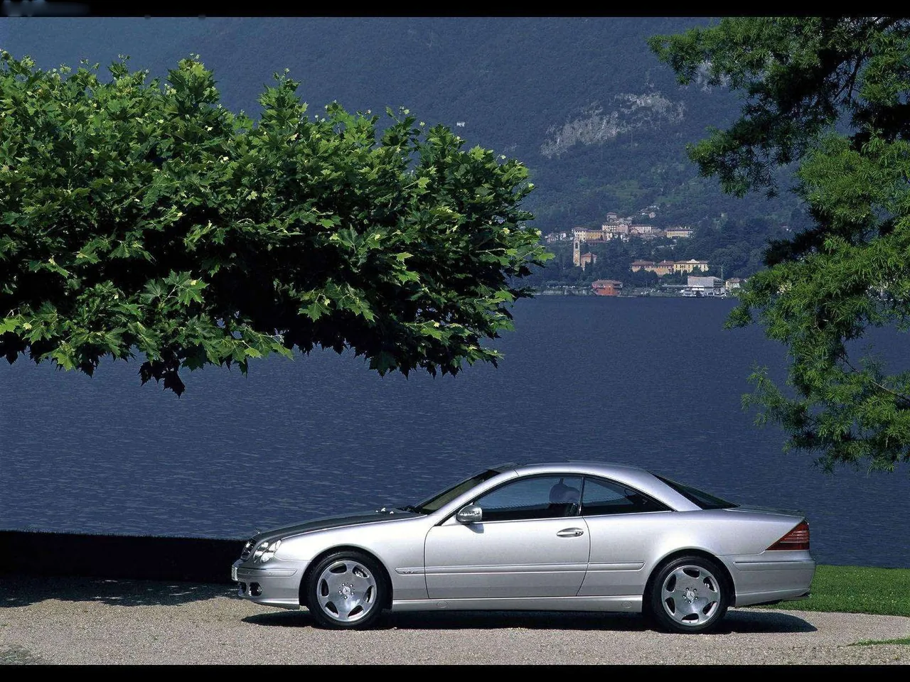Mercedes-Benz CL600 (2003) - Side Profile
