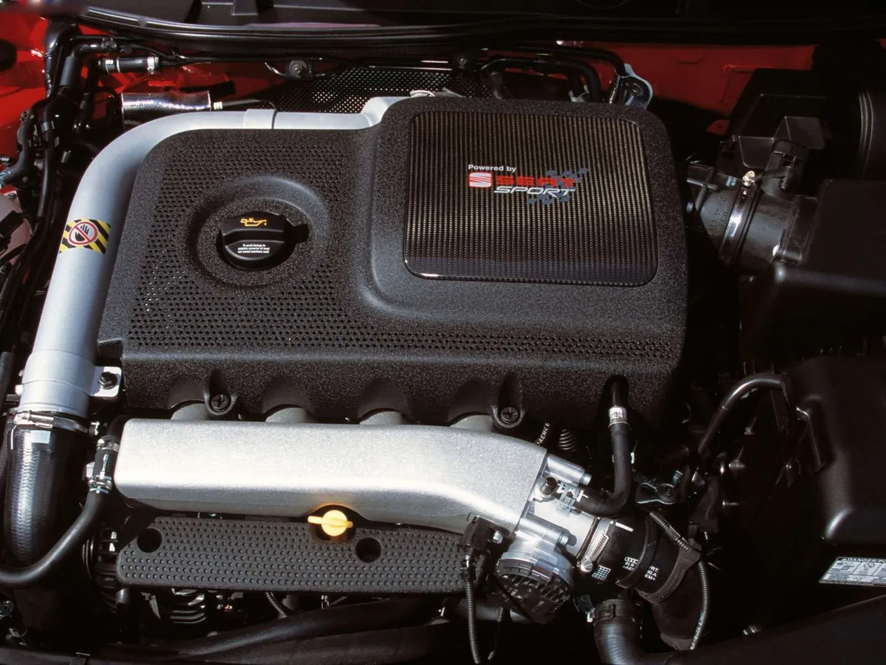 Seat Leon Cupra R (2003) – motorový prostor