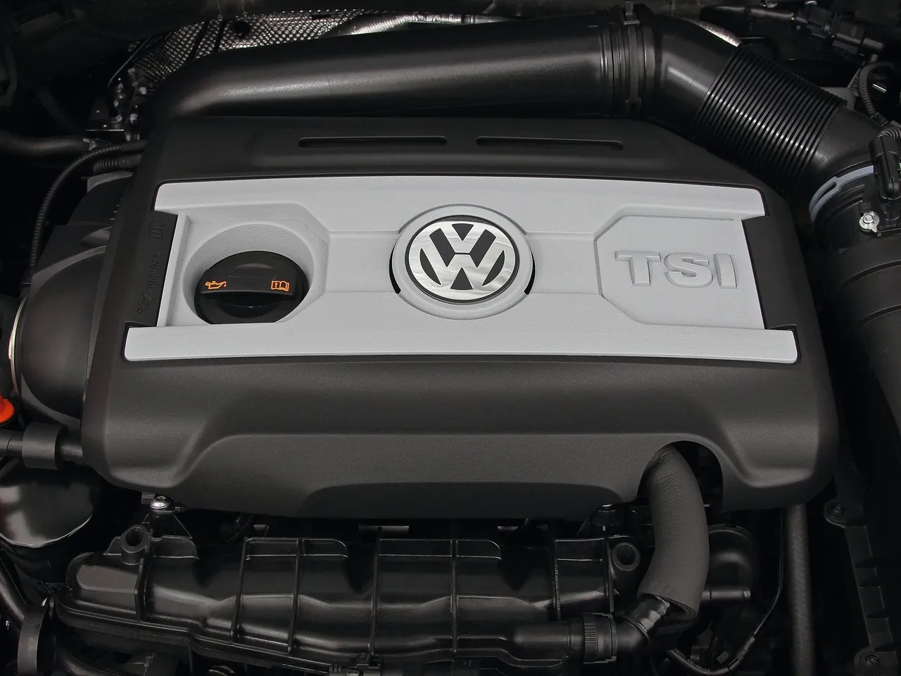 Volkswagen Golf GTI Cabriolet (2013) – motor