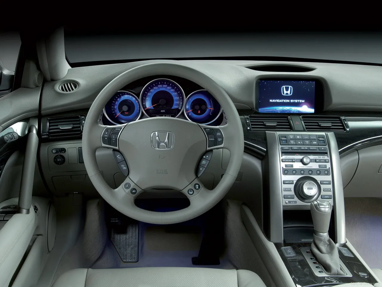 Honda Legend (2009) – interiér