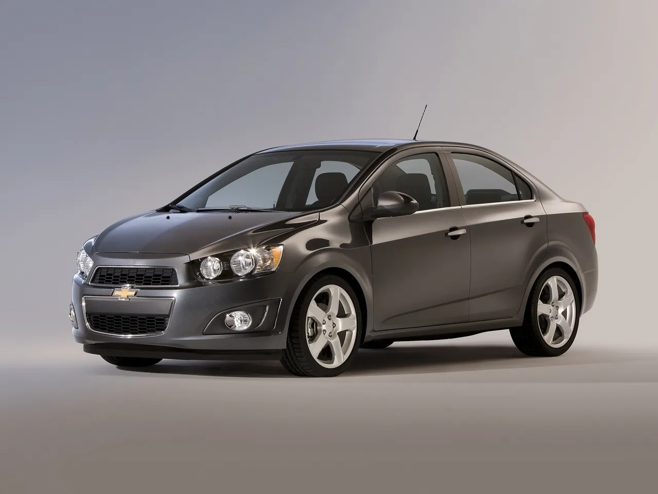 Chevrolet Sonic Sedan (2012)