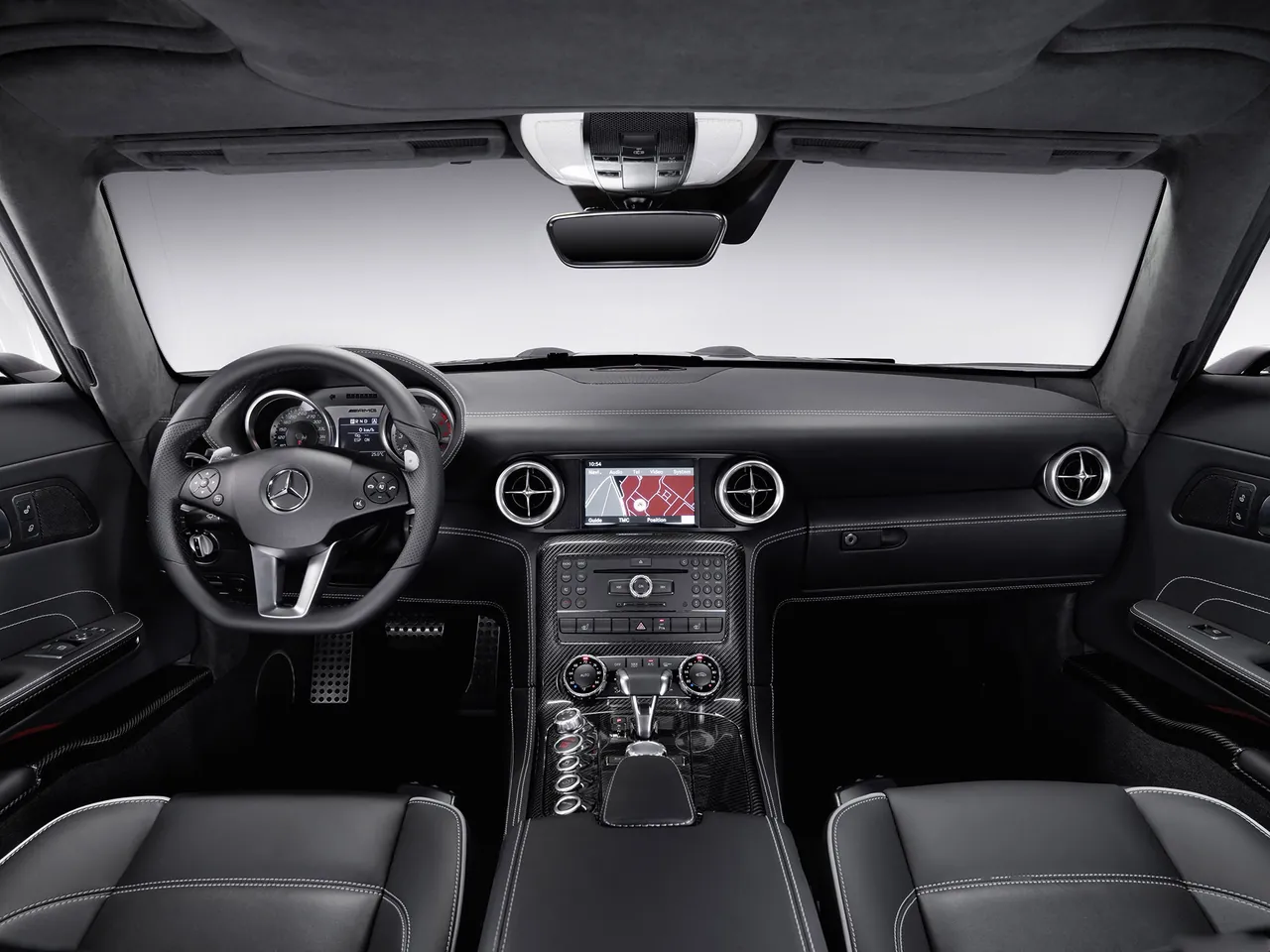Mercedes-Benz SLS AMG (2011) – interiér