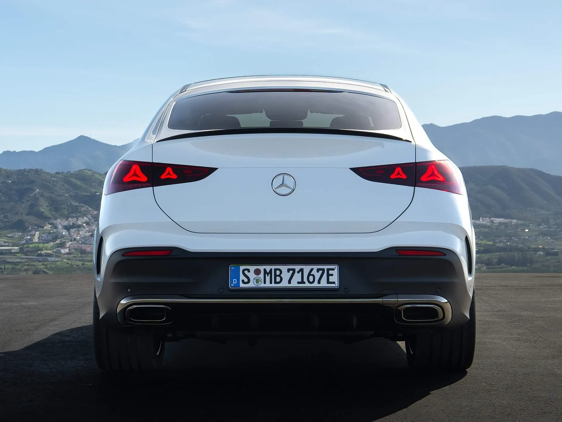 Mercedes-Benz GLE Coupe (2027) – zezadu