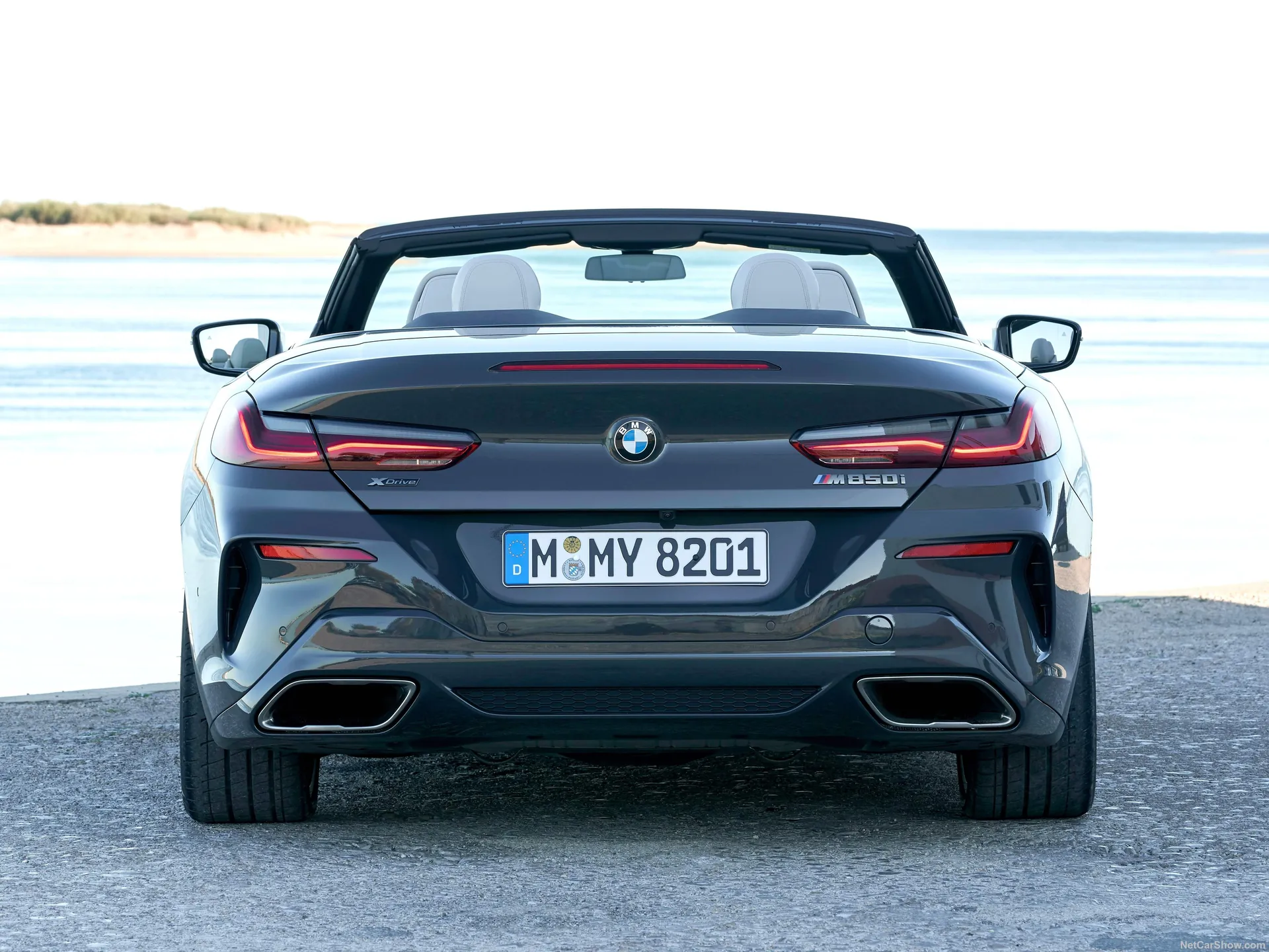 BMW 8-Series Convertible (2019) – zezadu