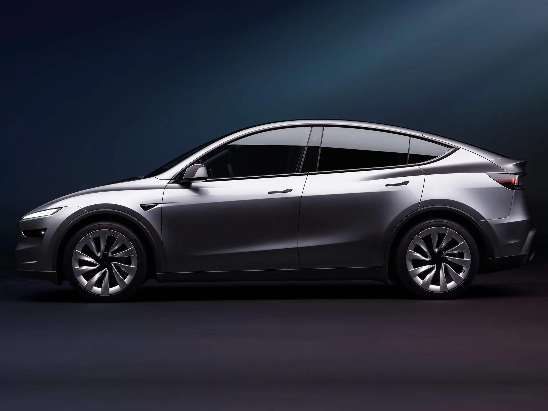 Tesla Model Y (2025) – boční profil