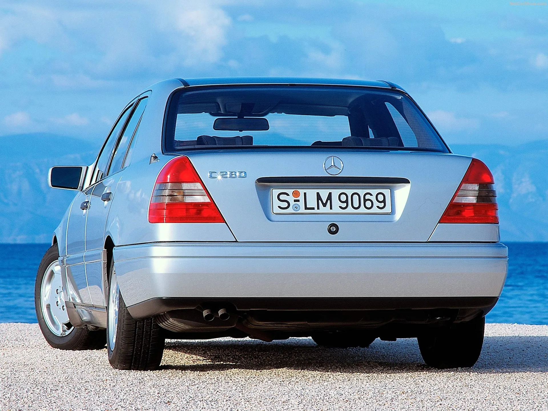 Mercedes-Benz C-Class (1995) - Rear Three-Quarter