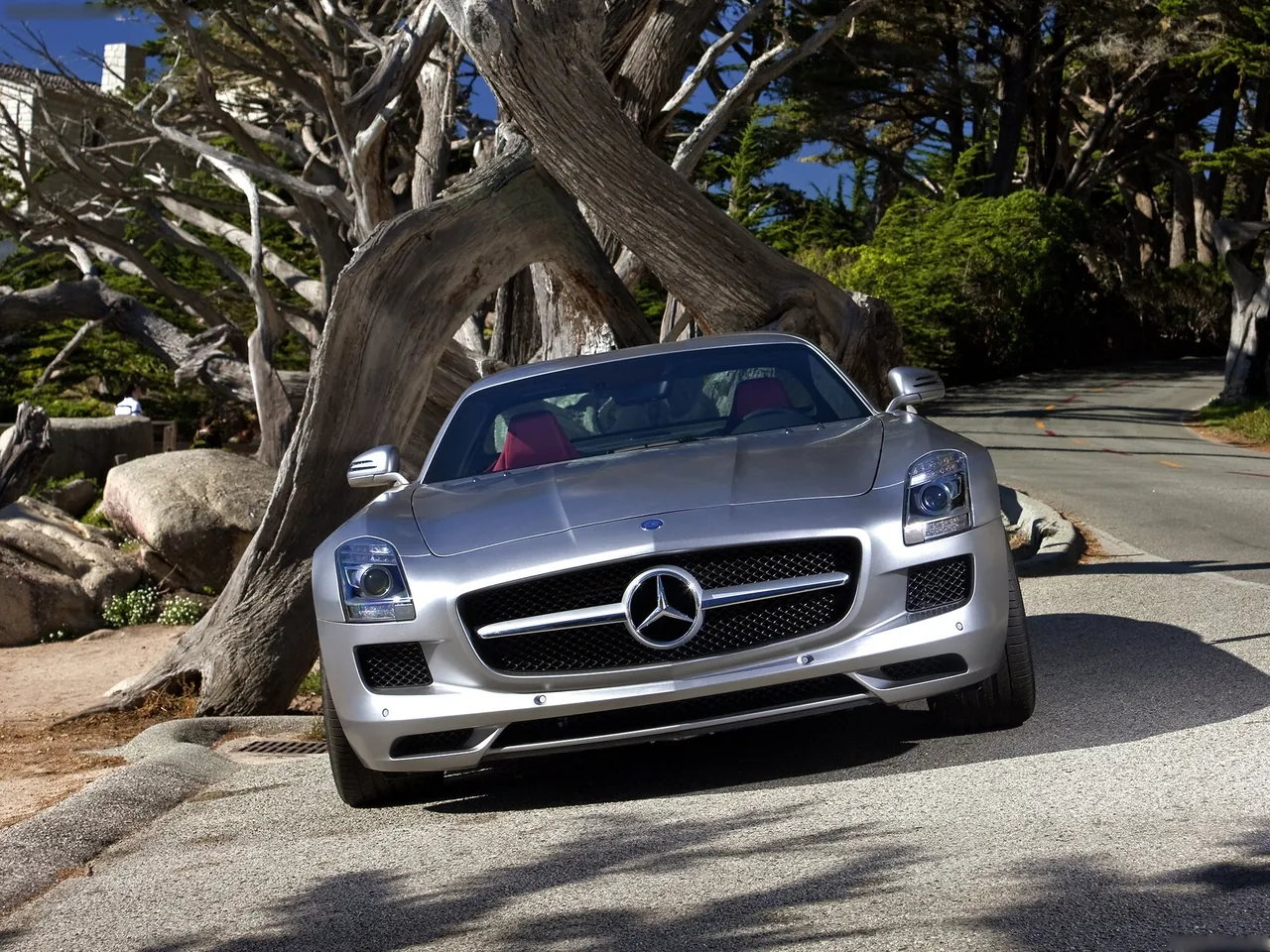 Mercedes-Benz SLS AMG [US] (2011) - Front
