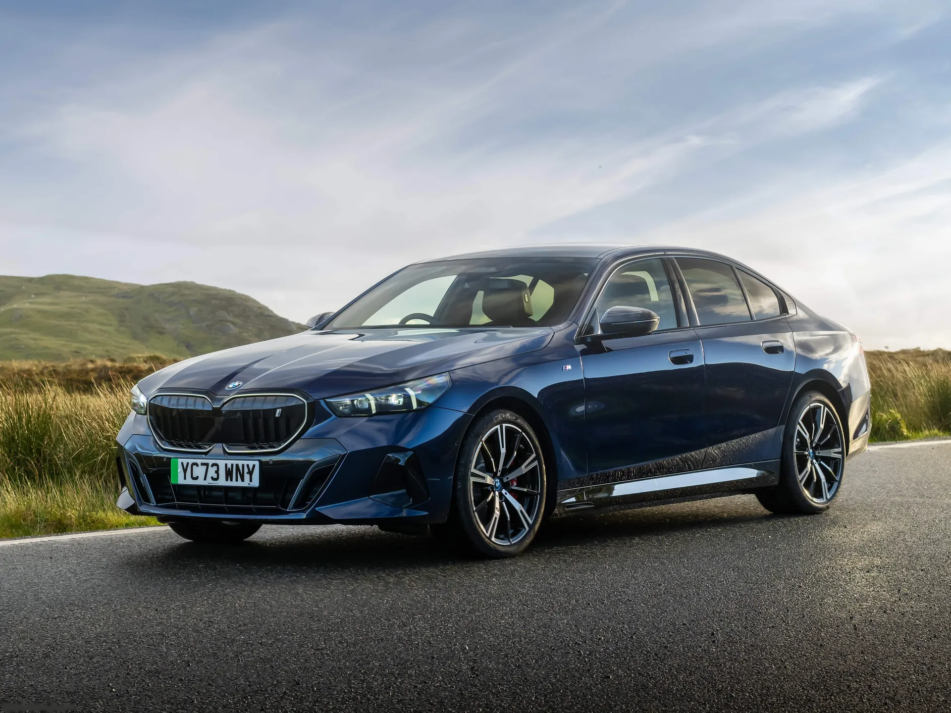 BMW i5 [UK] (2024)