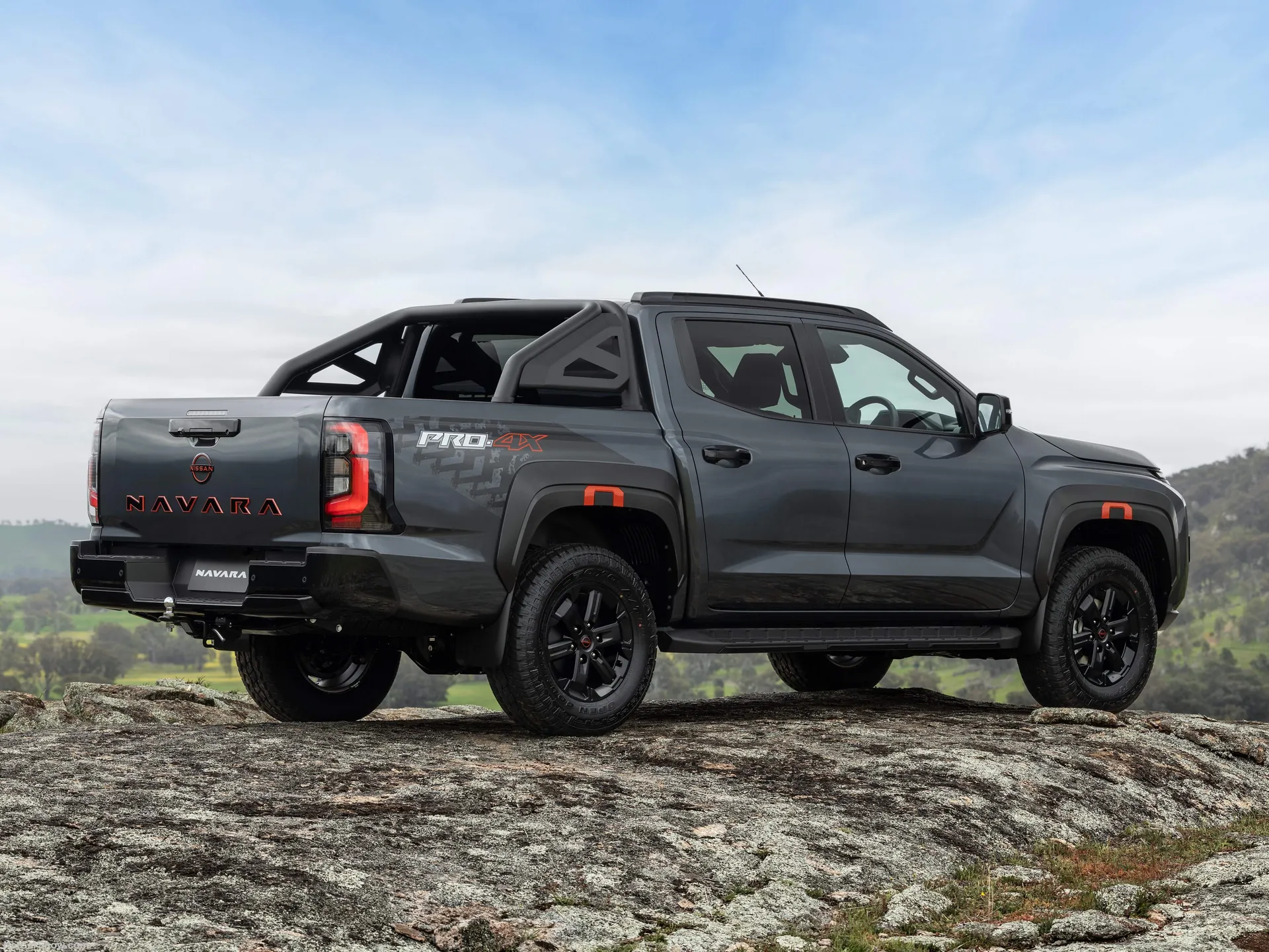 Nissan Navara [AU] (2026) – zadní tříčtvrteční pohled