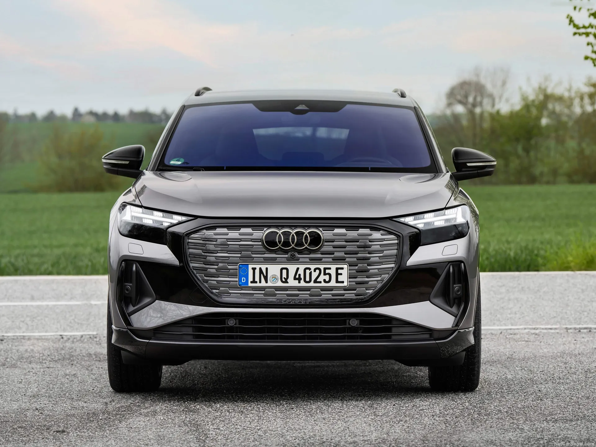 Audi Q4 e-tron (2022) – zepředu