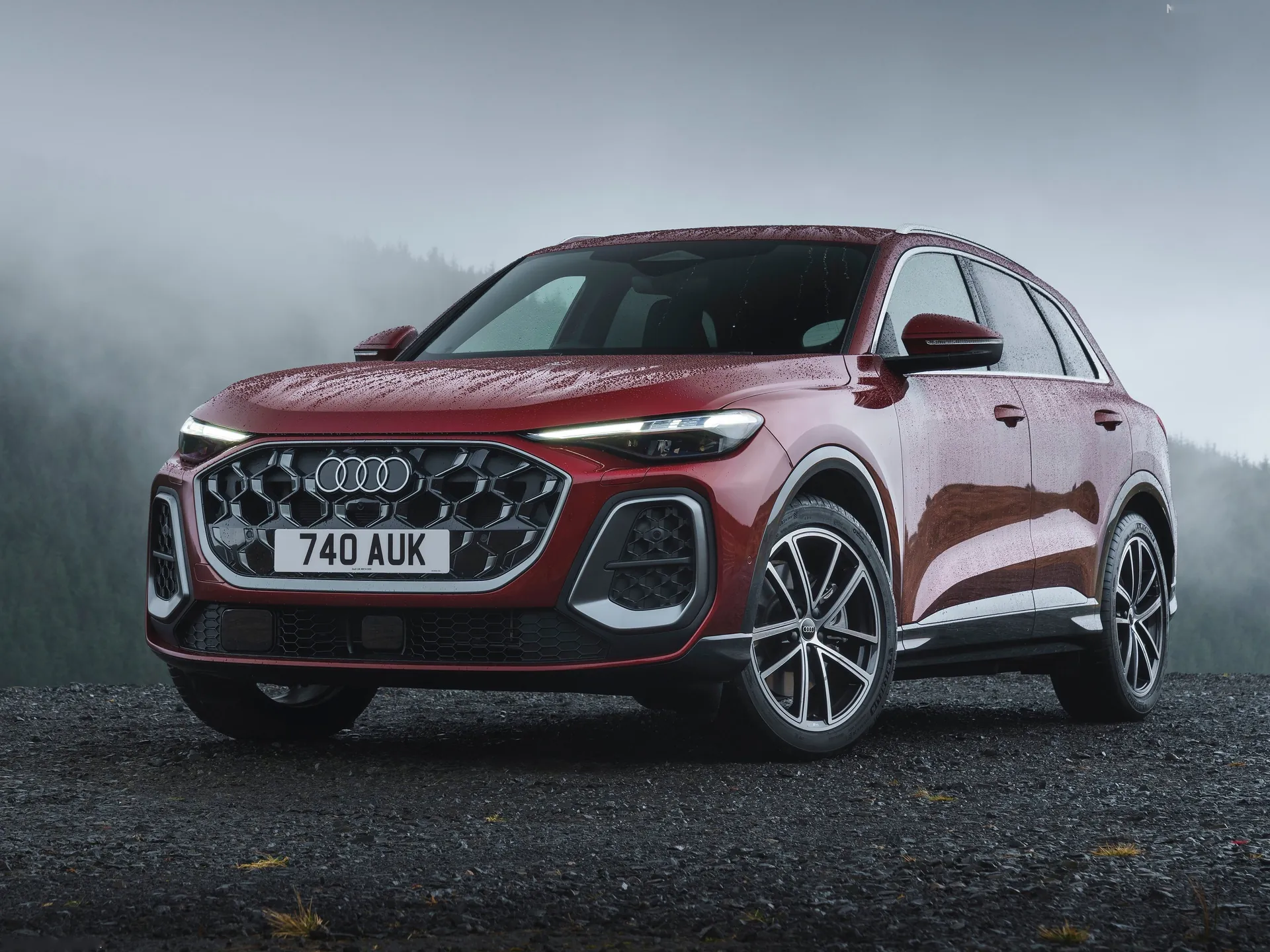 Audi Q5 [UK] (2025)