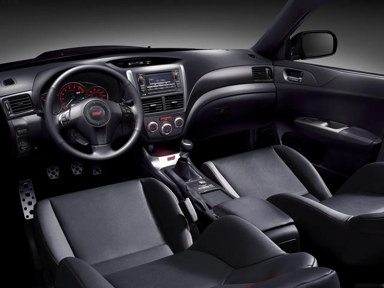 Subaru Impreza WRX STI (2011) – interiér