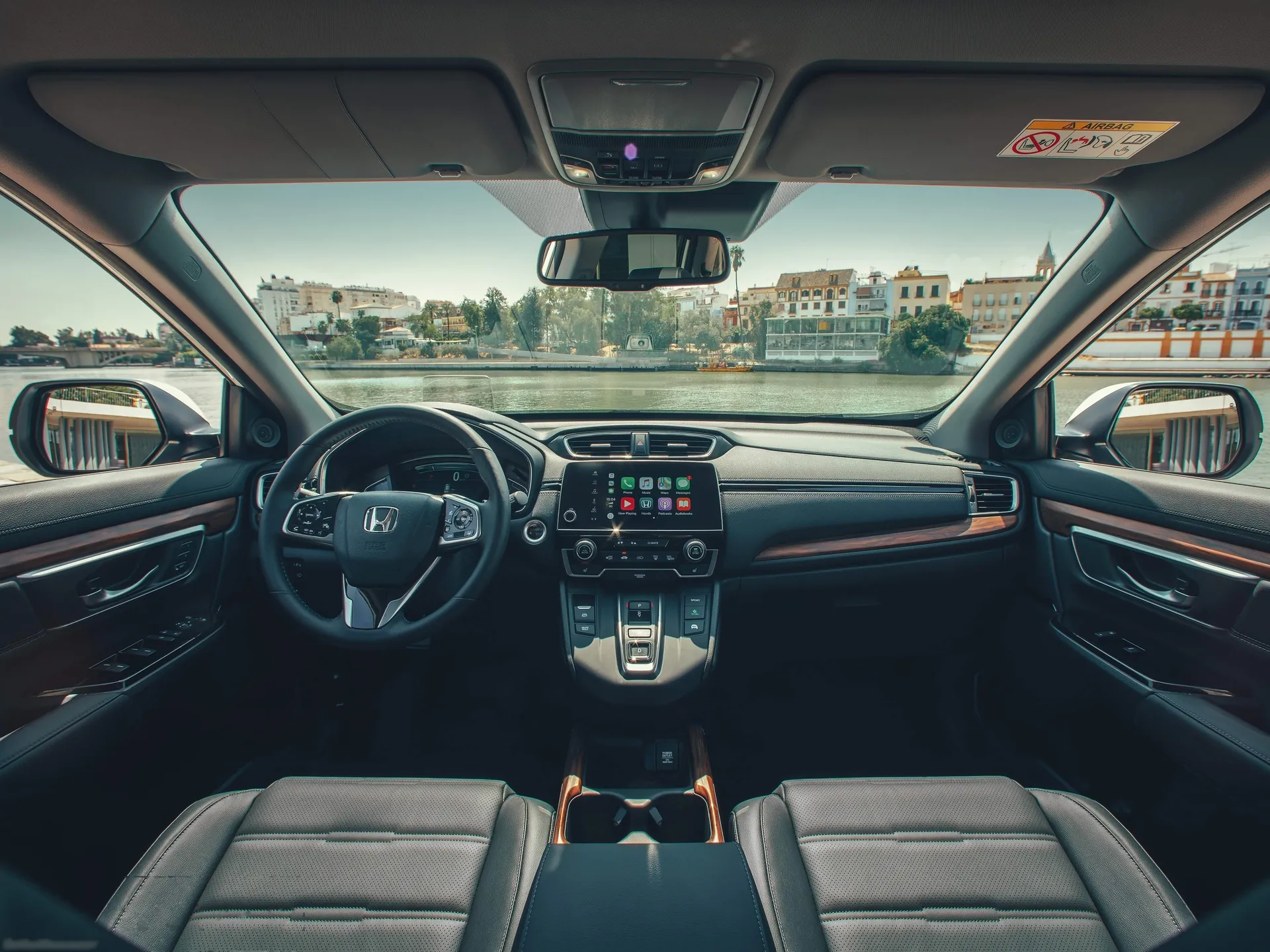 Honda CR-V Hybrid [EU] (2019) – interiér