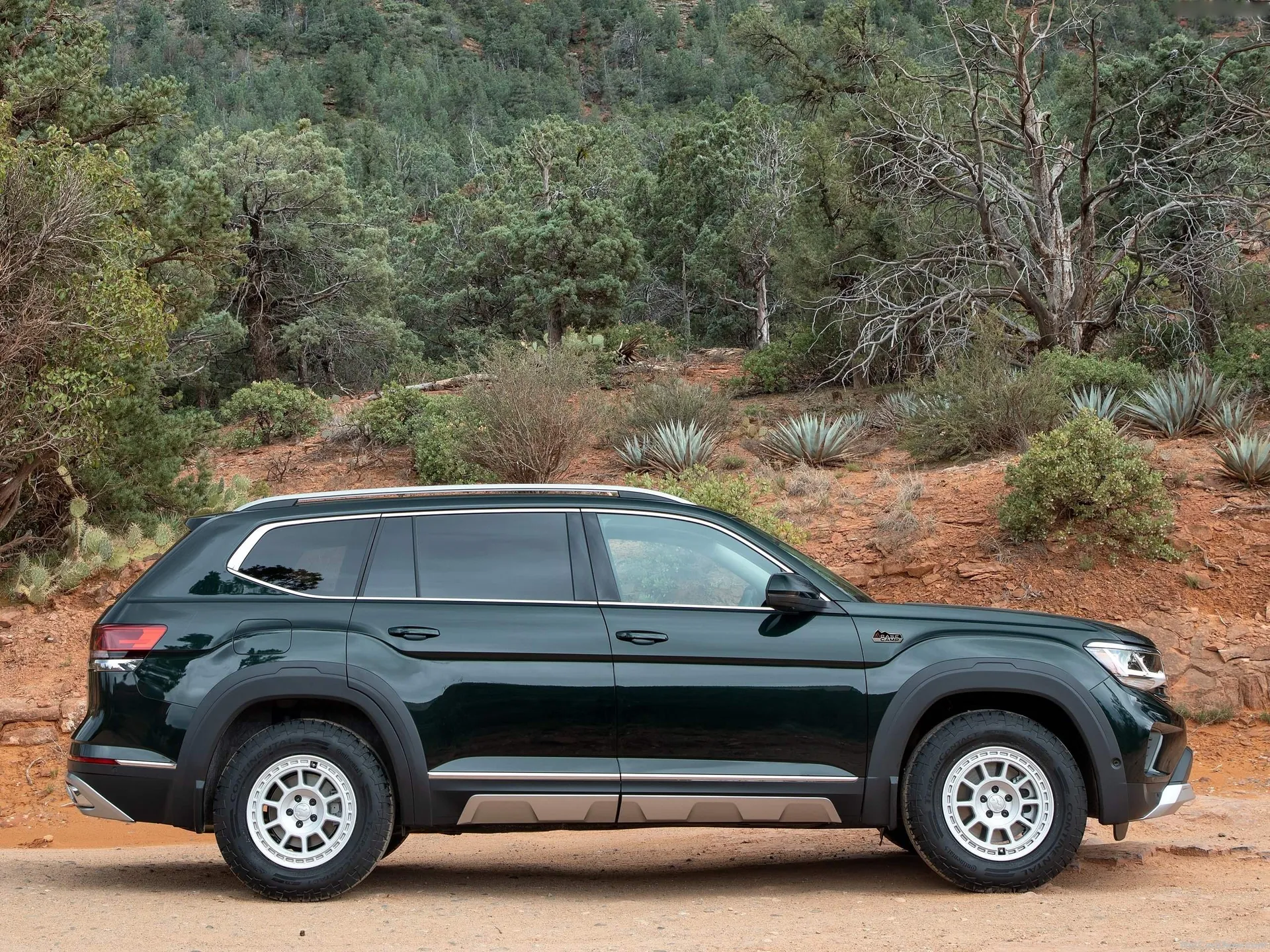 Volkswagen Atlas Basecamp (2021) - Side Profile