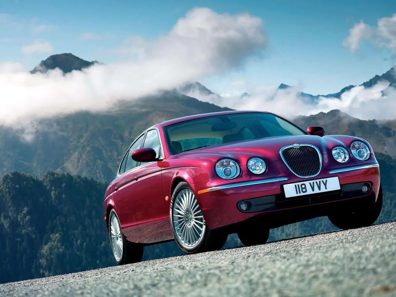 Jaguar SType 2.7D (2004)