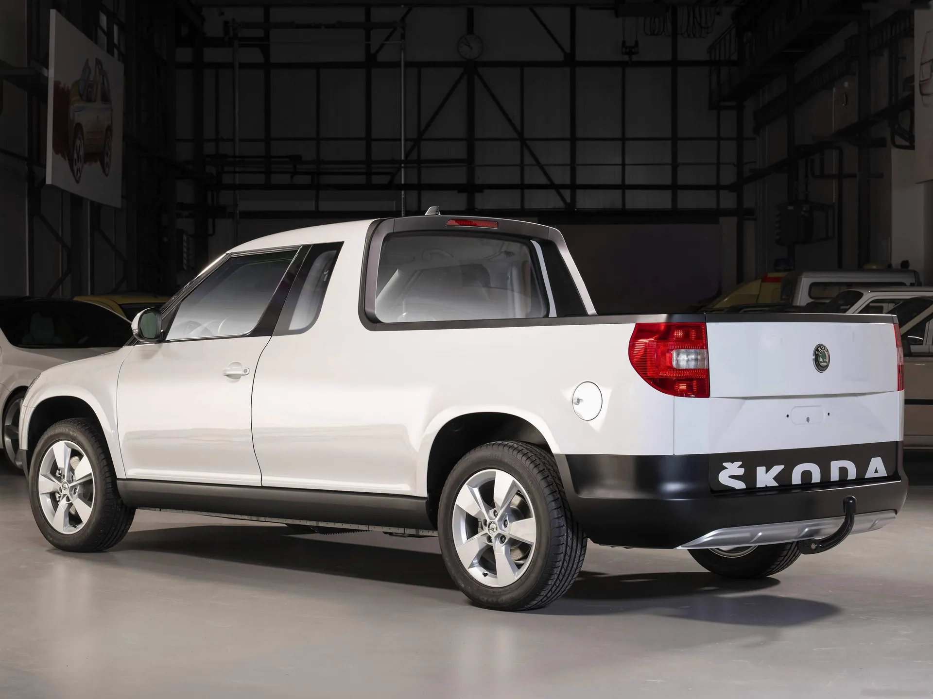 Skoda Yeti Pick-up Concept (2013) – zadní tříčtvrteční pohled