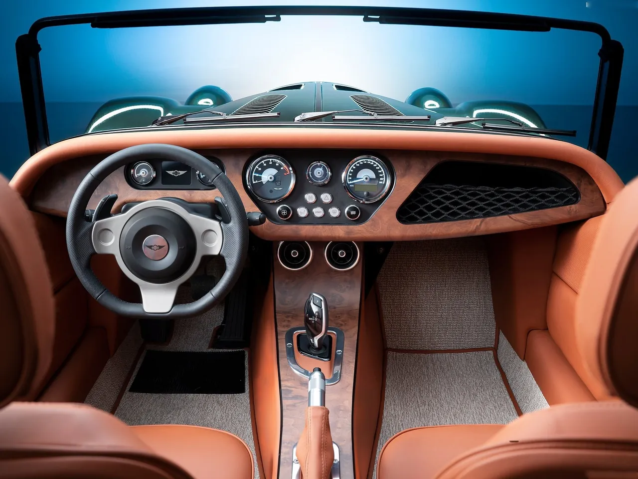Morgan Plus Six (2020) – interiér