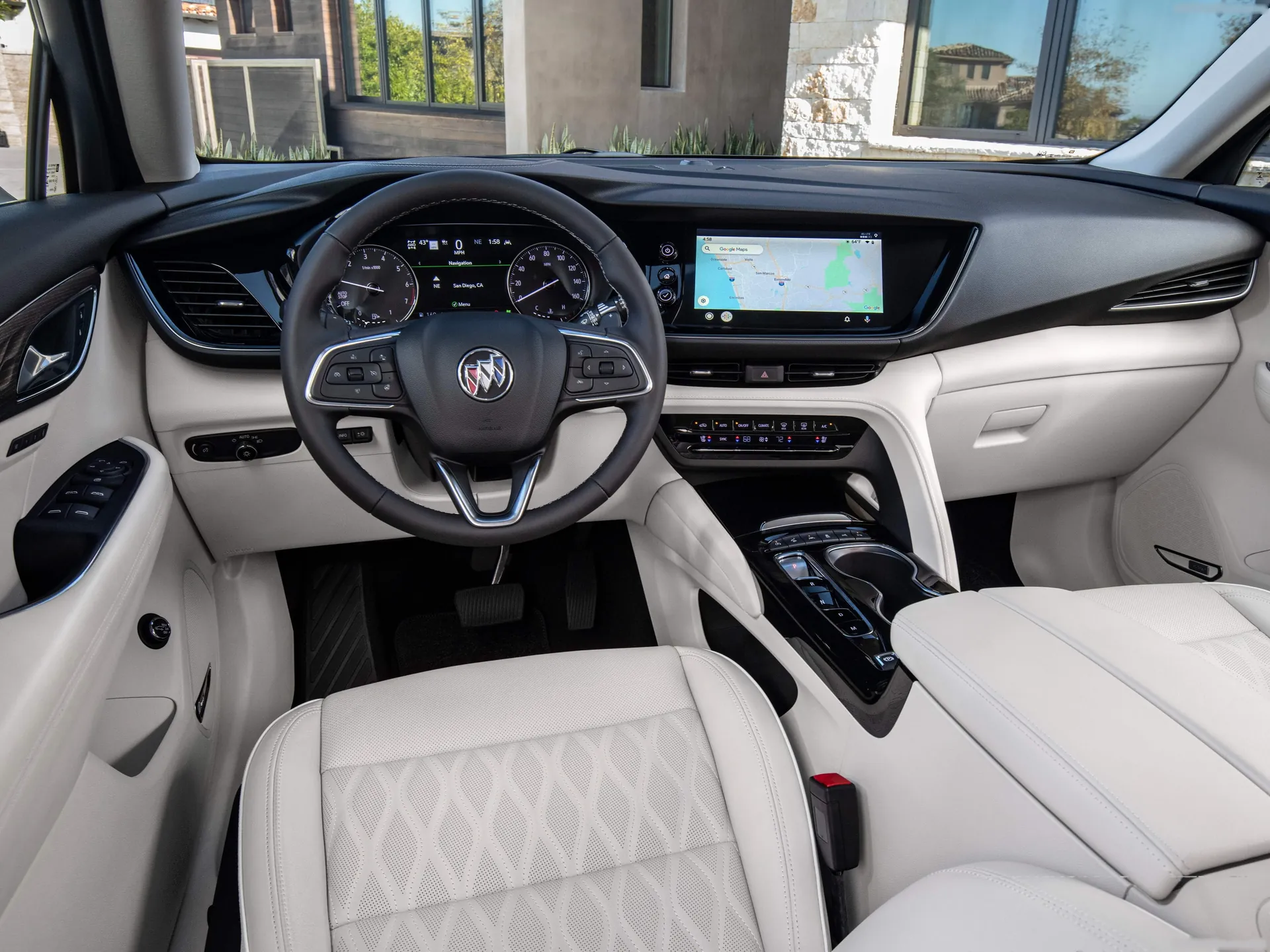 Buick Envision (2021) – interiér