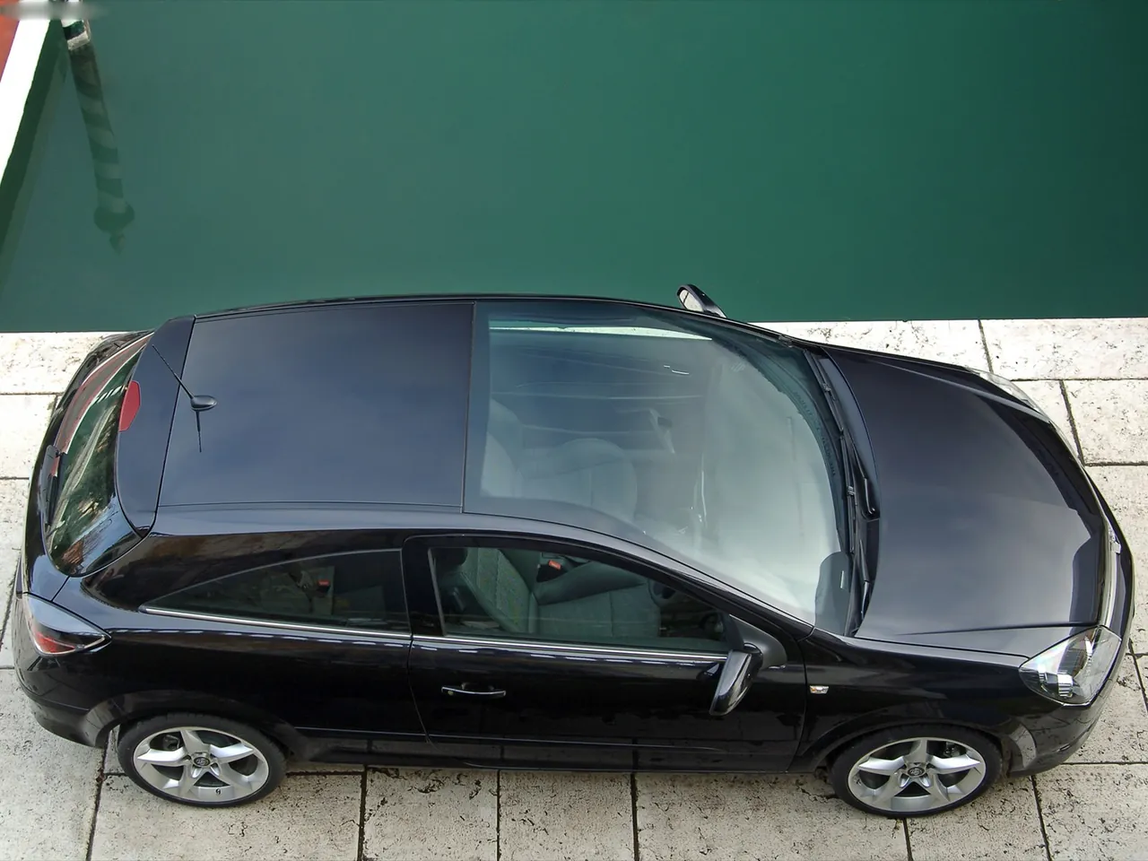 Vauxhall Astra Panoramic (2006) – boční profil