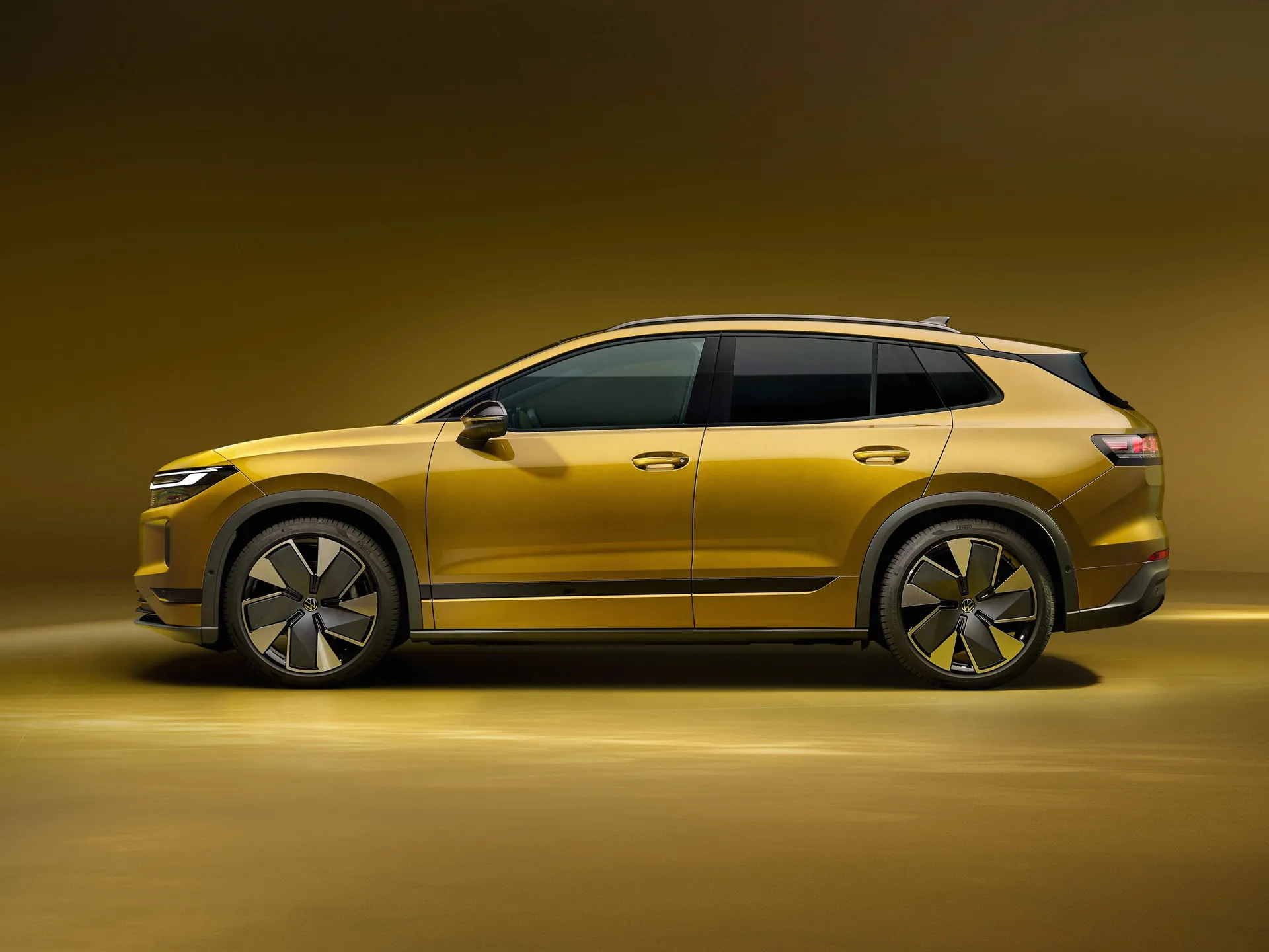 Volkswagen ID.Tiguan (2027) – boční profil