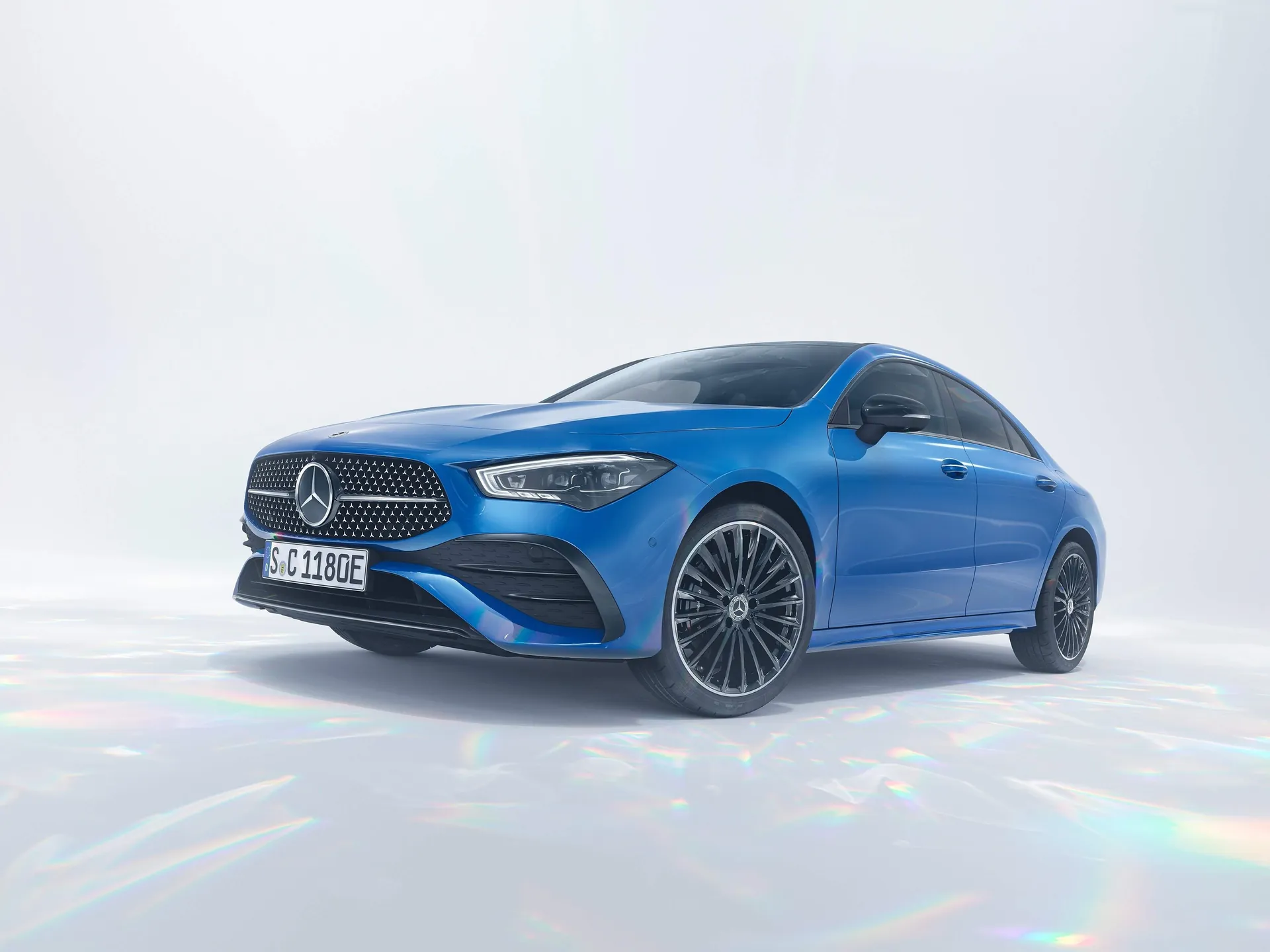 Mercedes-Benz CLA (2024)