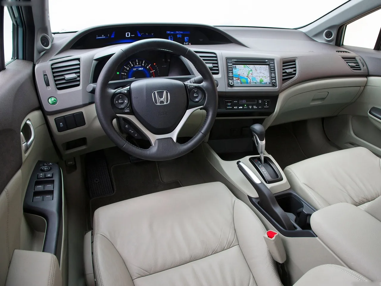 Honda Civic Hybrid (2012) – interiér